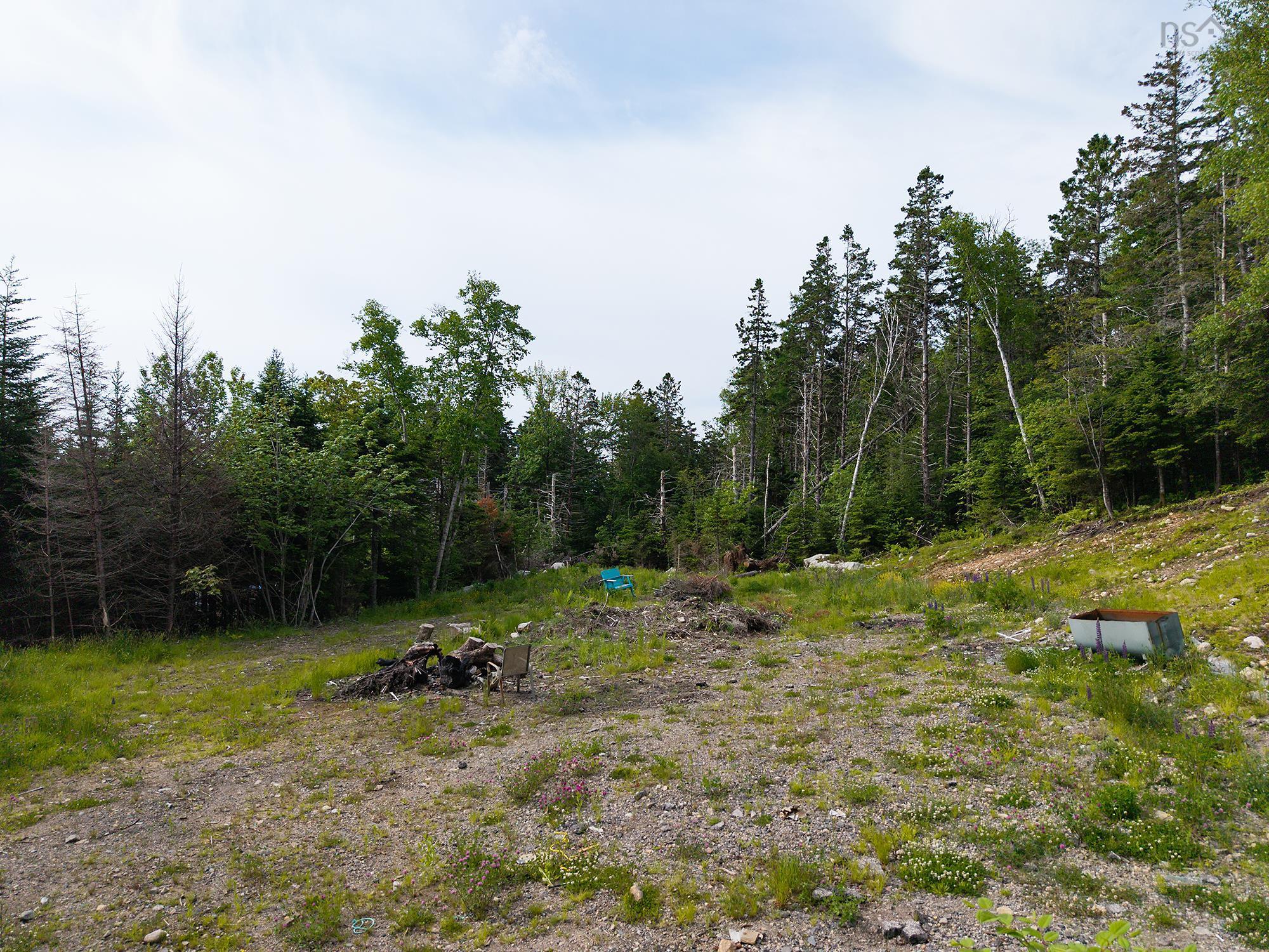 10 Spruce Lane, Boutiliers Point, NS (MLS 202514774)