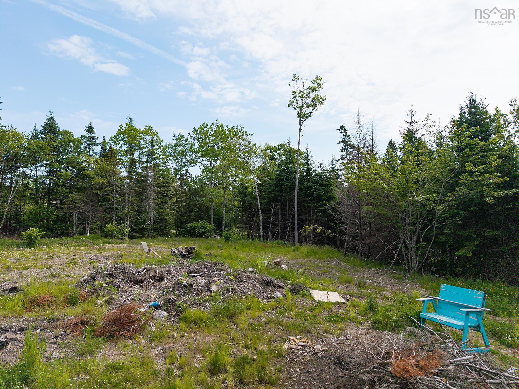 10 Spruce Lane, Boutiliers Point, NS (MLS 202514774)