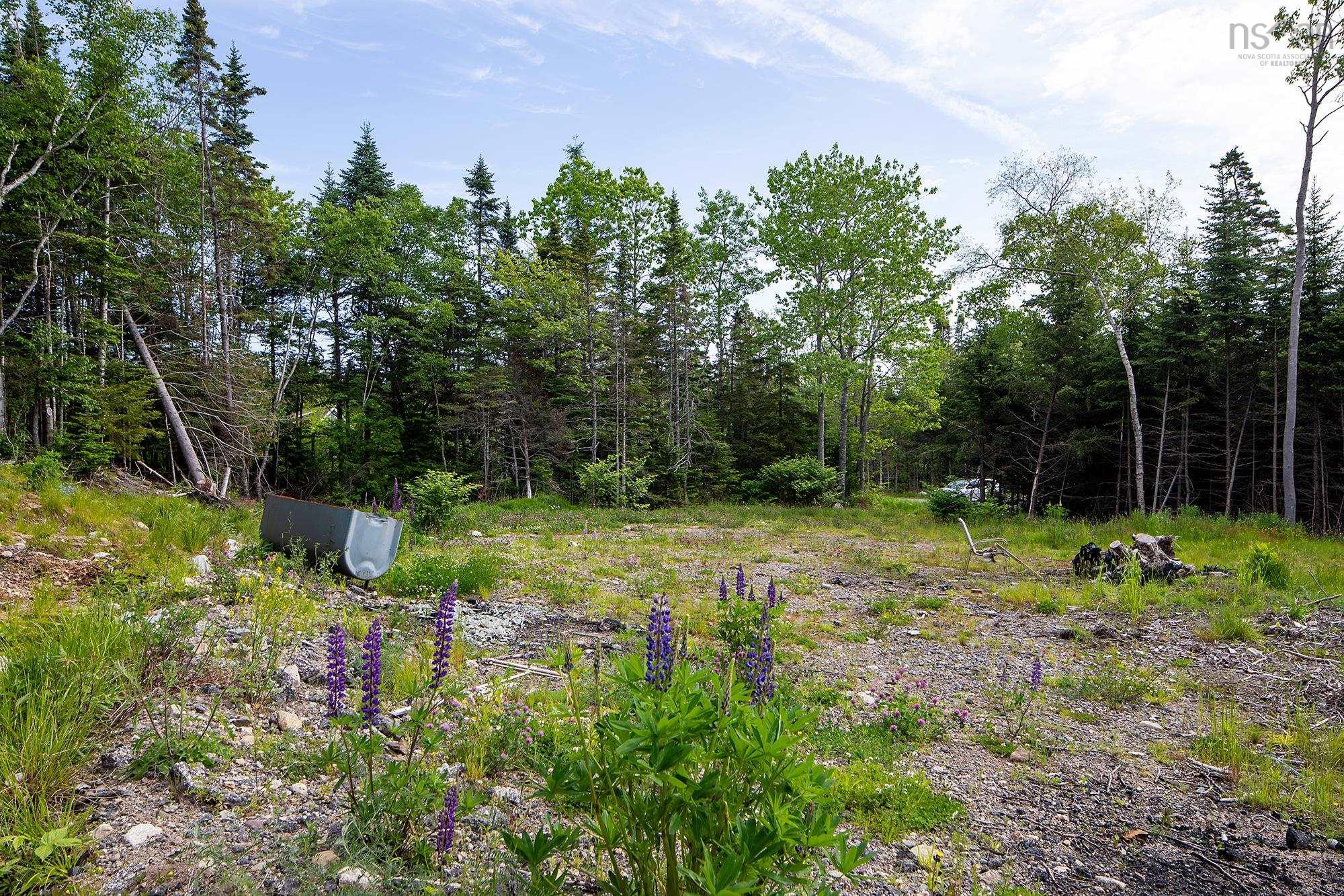 10 Spruce Lane, Boutiliers Point, NS (MLS 202514774)