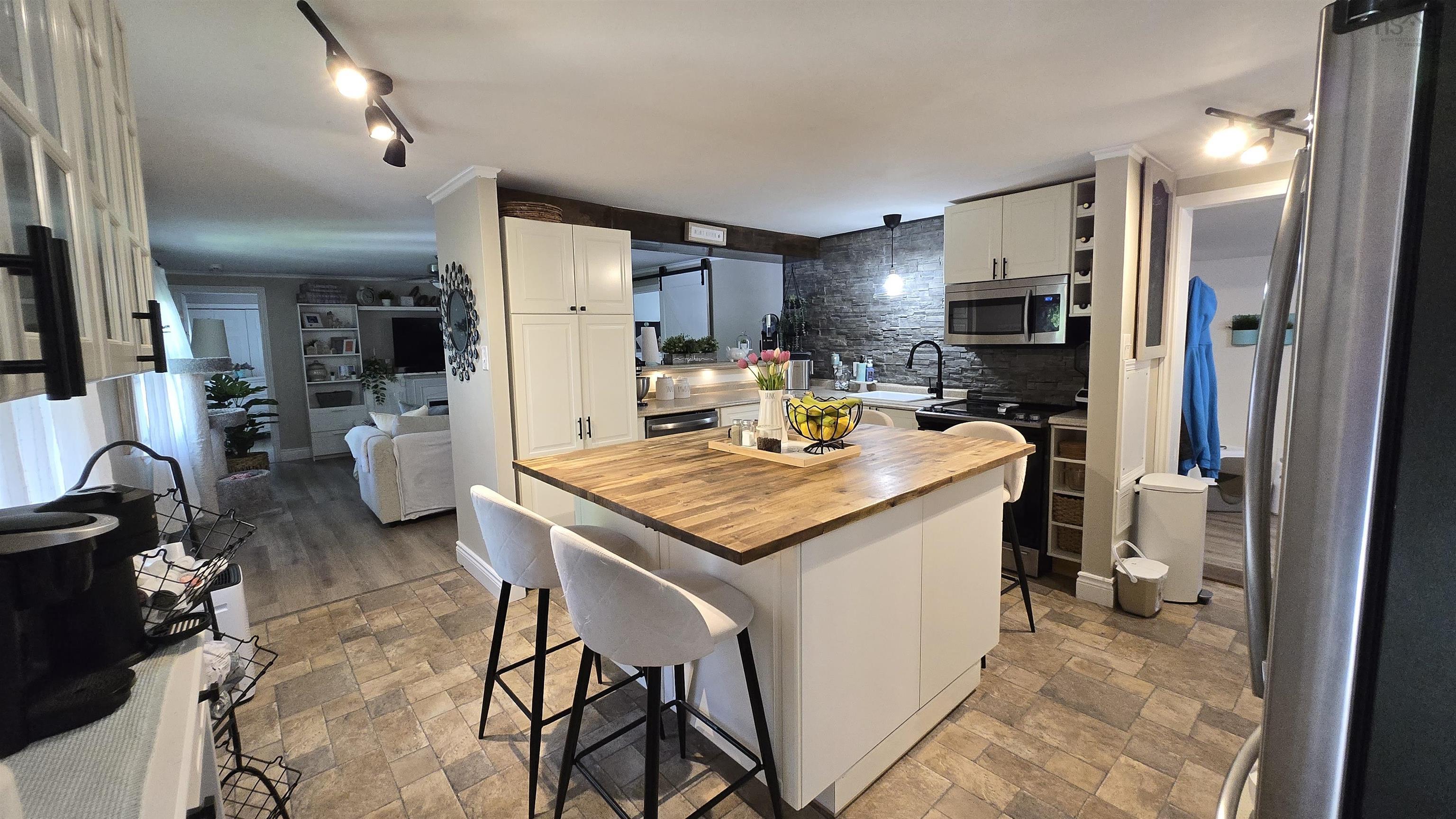 $299,000.00: 27 Pinecrest Drive, New Minas