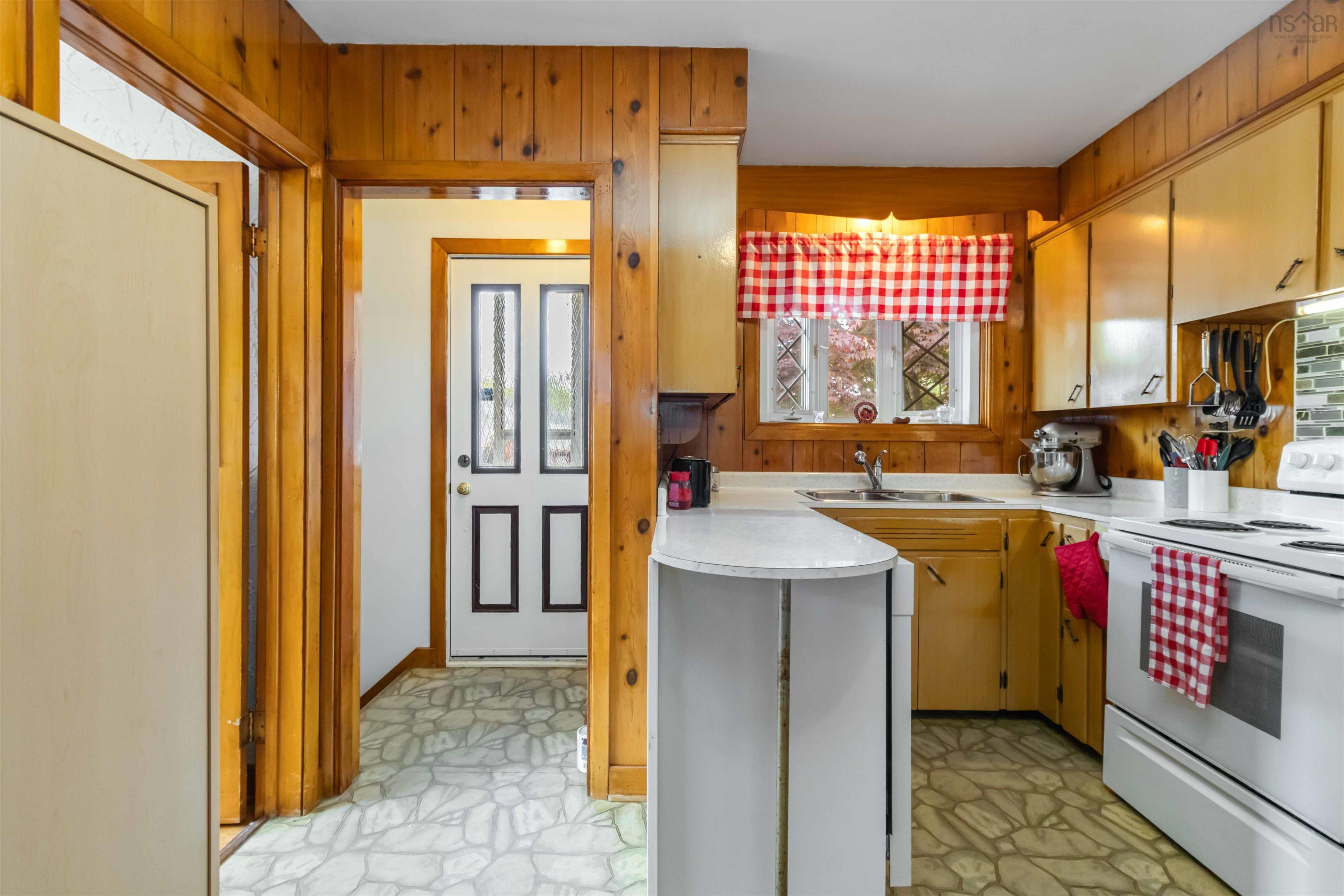 $549,900.00: 116 Symonds Street, Dartmouth
