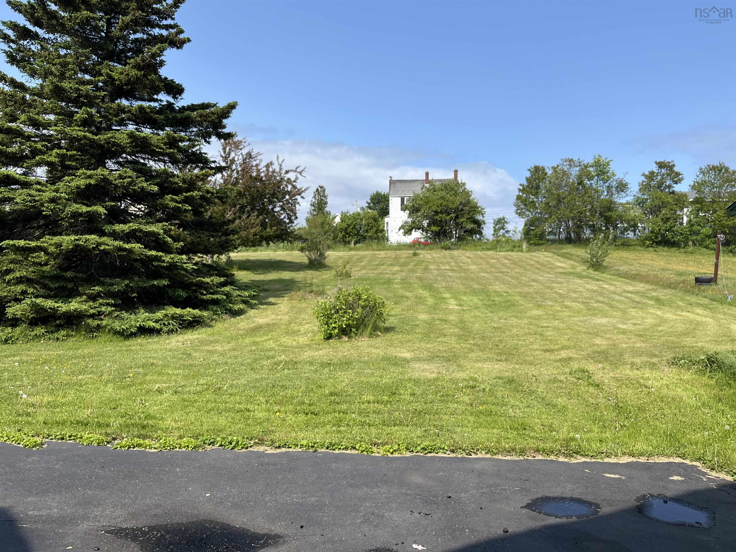 $149,000.00: 153 Lake Road, Glace Bay