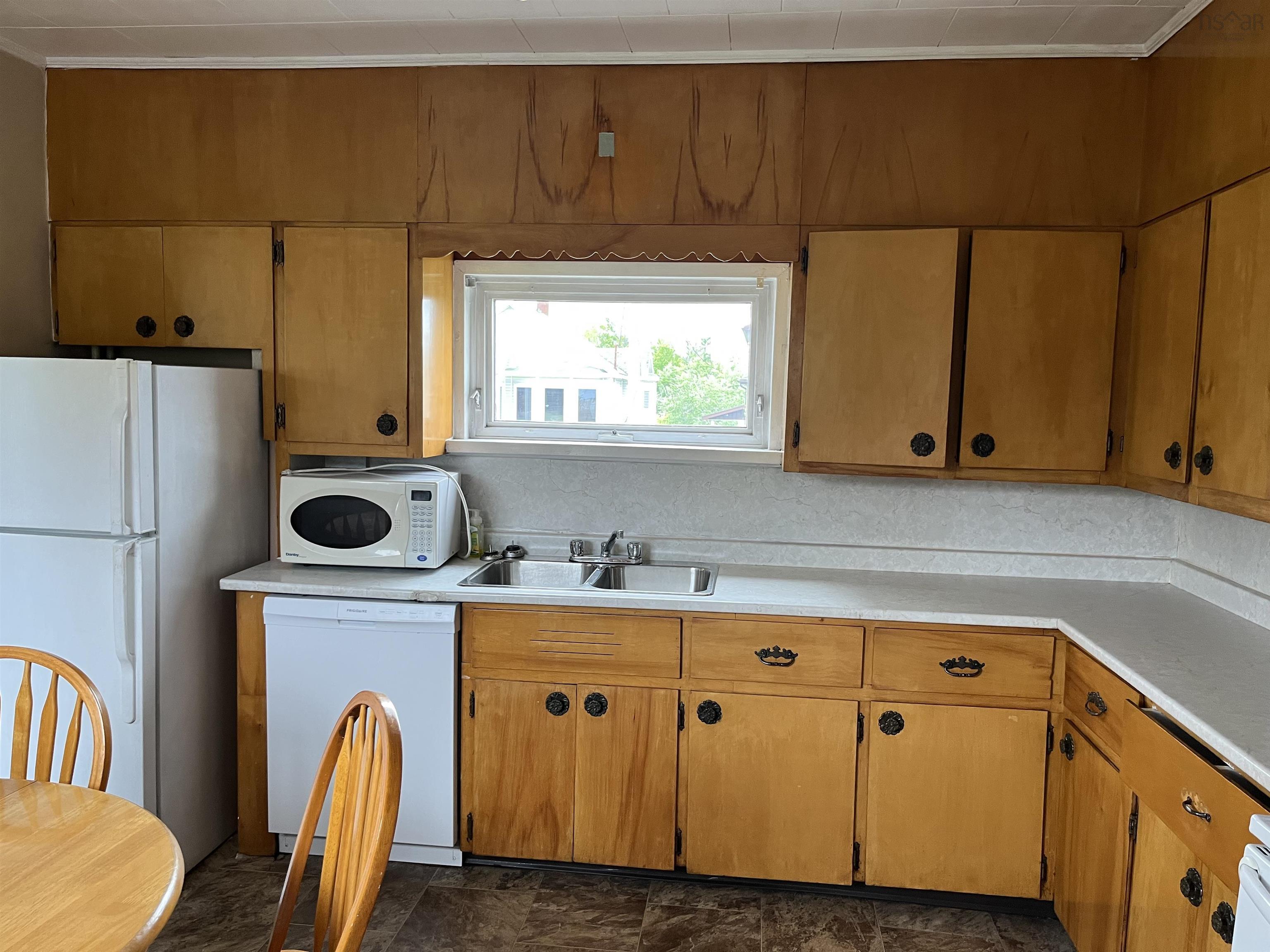 $149,000.00: 153 Lake Road, Glace Bay