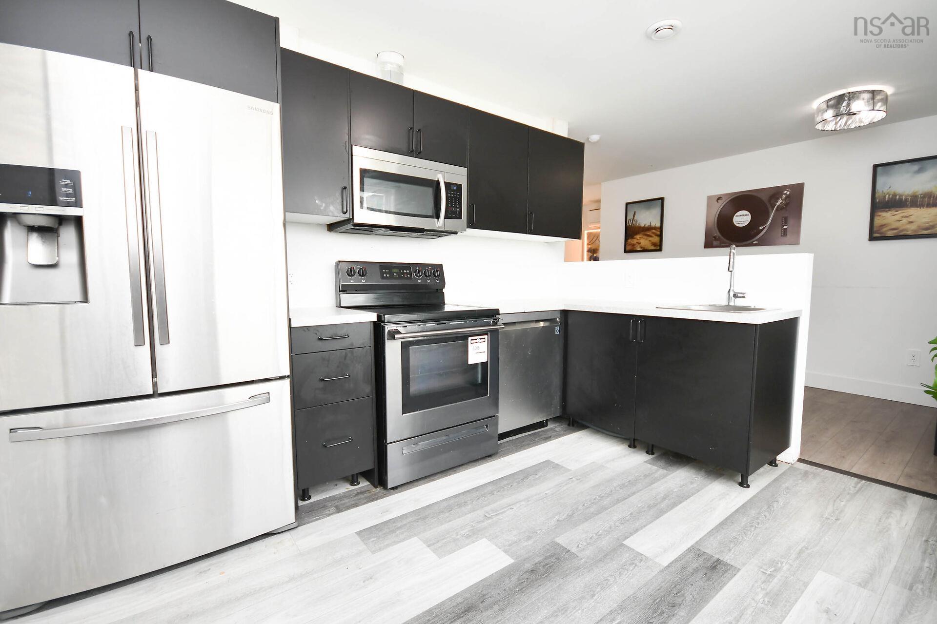 $749,900.00: 61/63 Brian Drive, Dartmouth