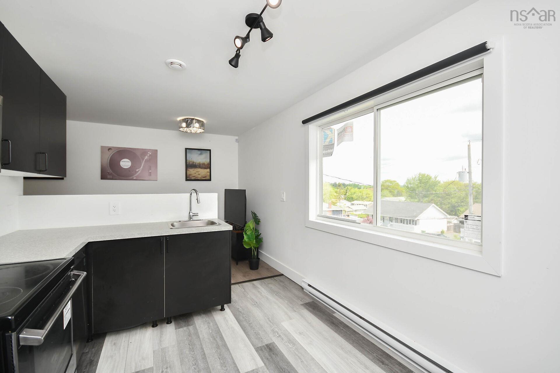 $749,900.00: 61/63 Brian Drive, Dartmouth