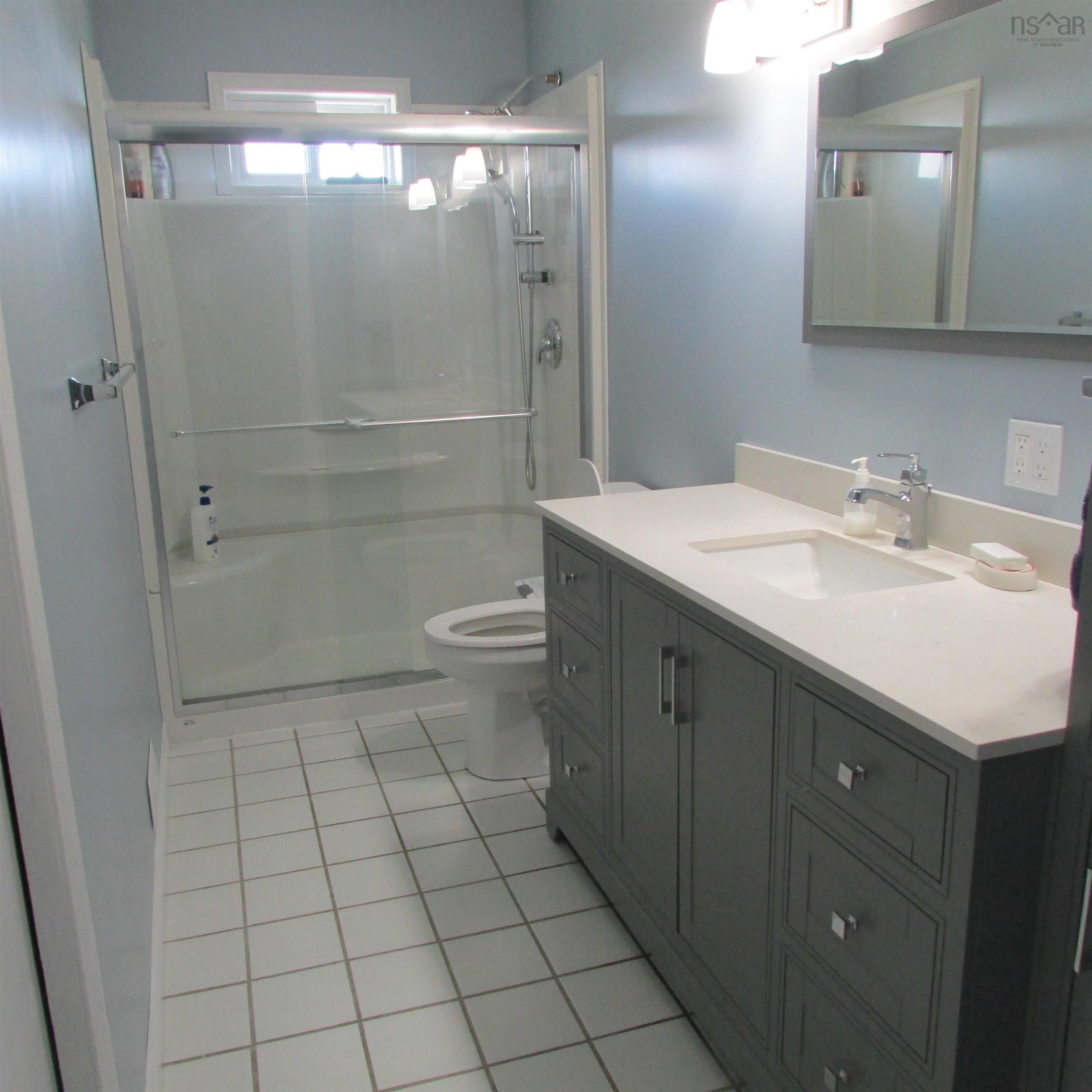 $385,000.00: 25 EVELYNS Avenue, Georges River