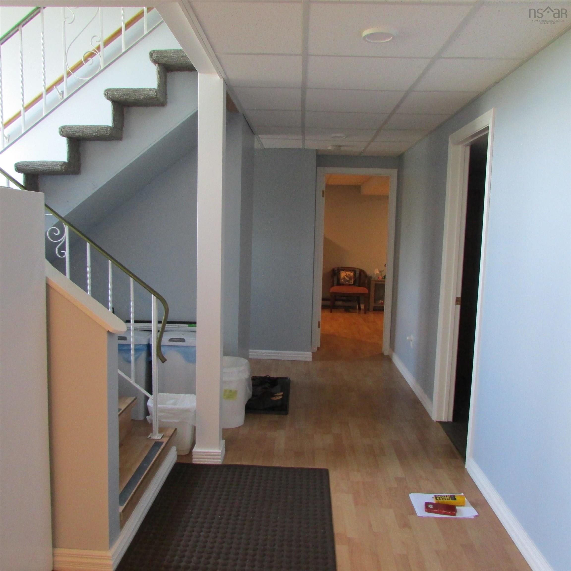 $385,000.00: 25 EVELYNS Avenue, Georges River