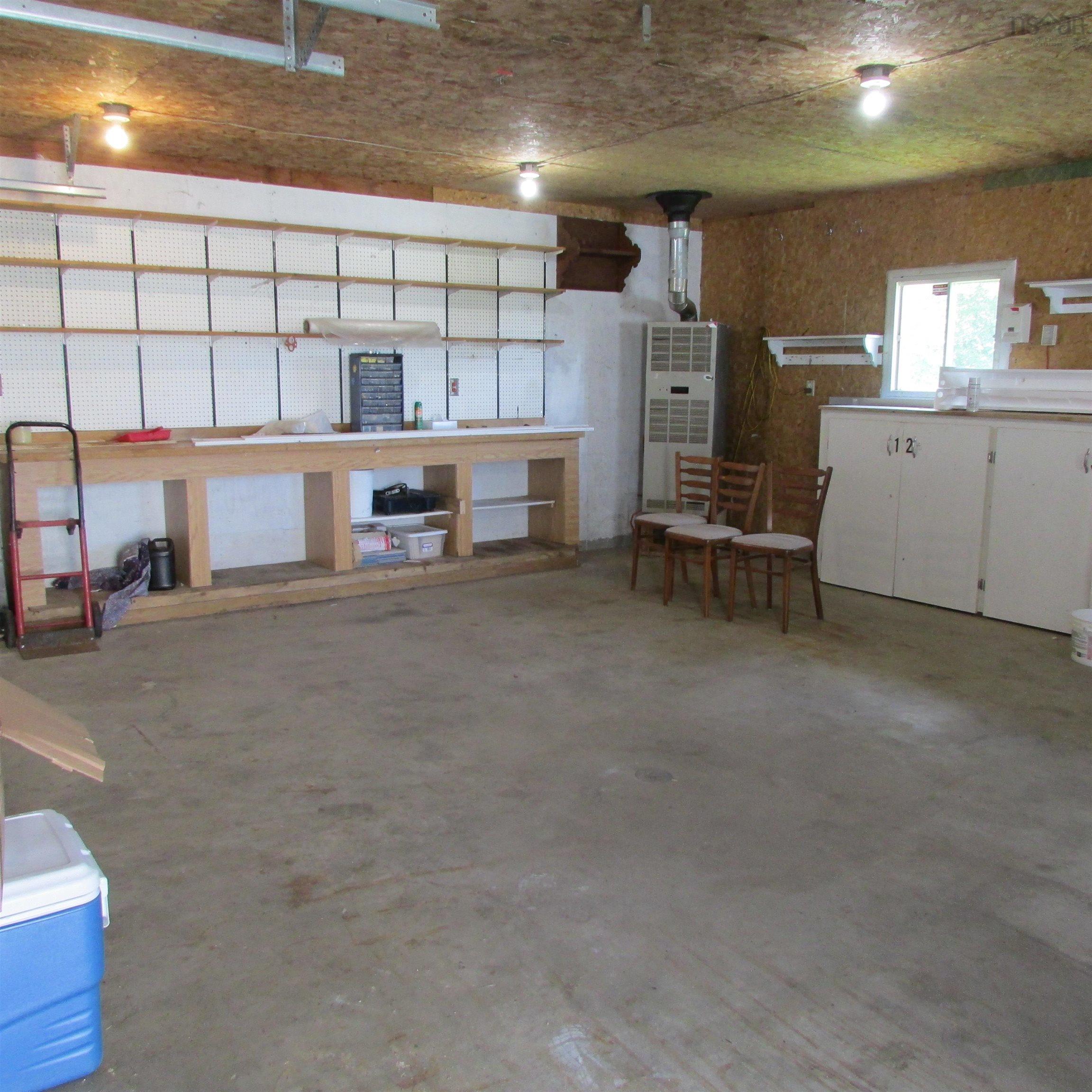 $385,000.00: 25 EVELYNS Avenue, Georges River