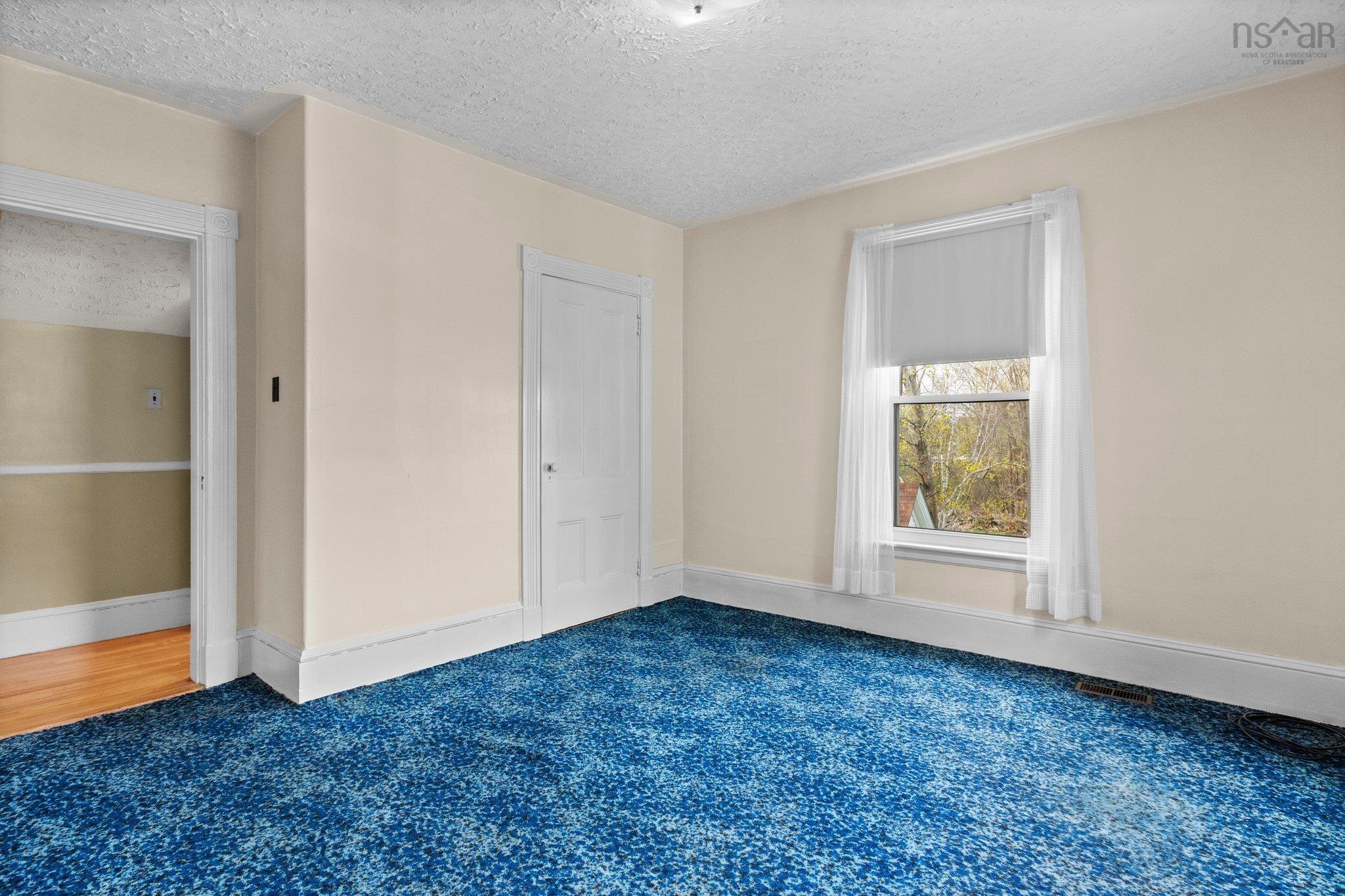 $299,900.00: 142 Gray Street, Windsor