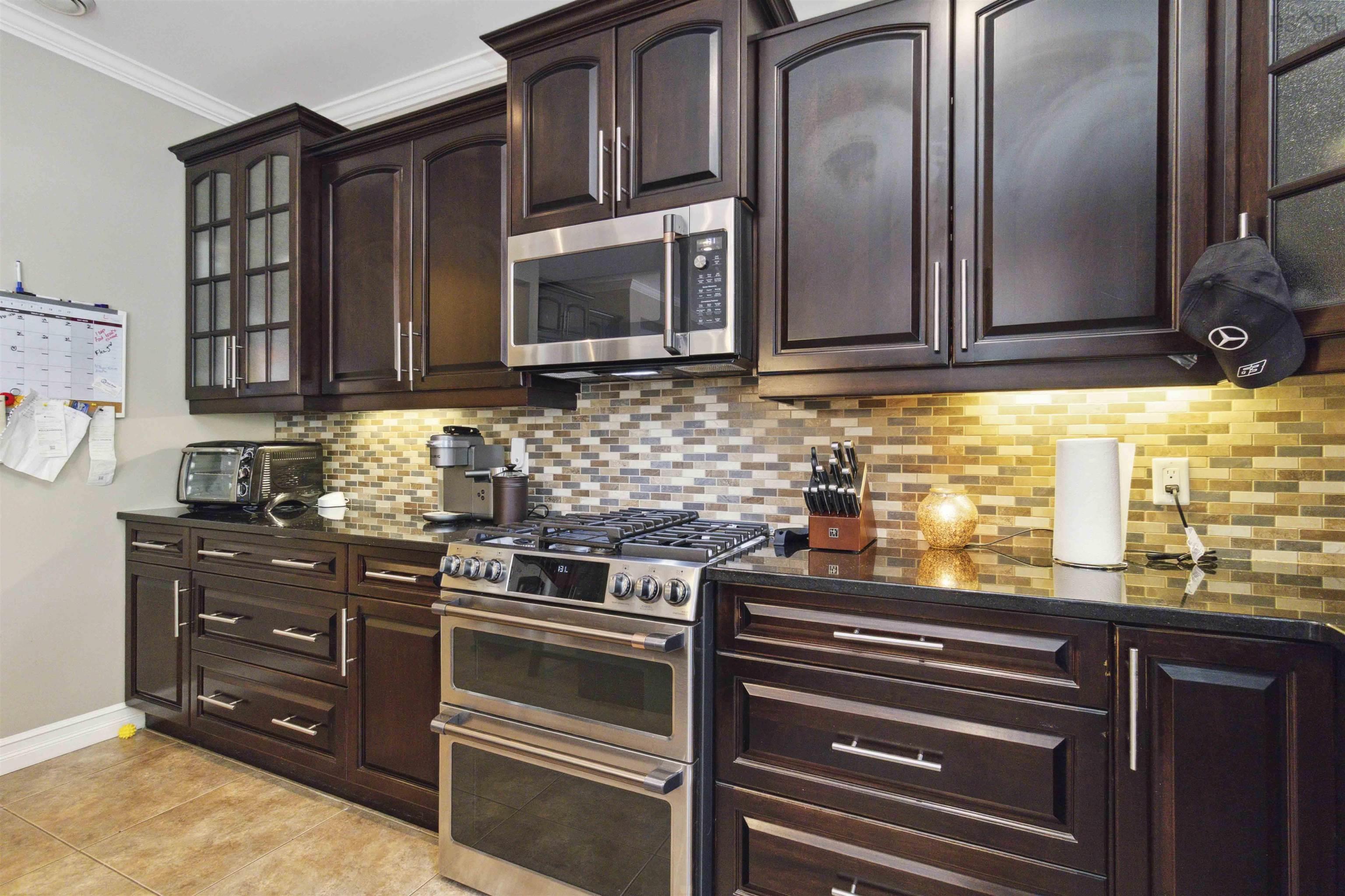 $849,900.00: 2 Lacy Anne Avenue, Enfield