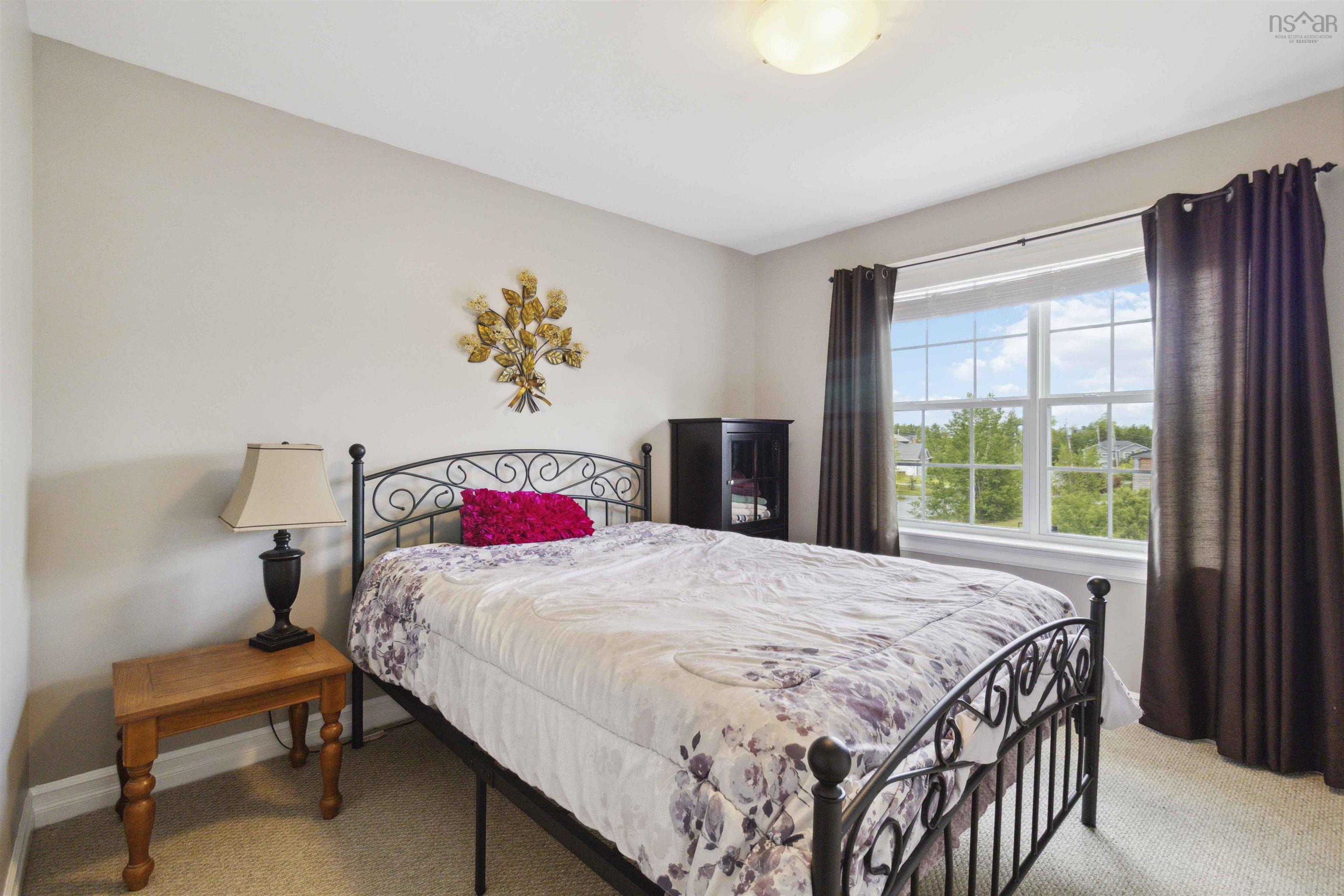 $849,900.00: 2 Lacy Anne Avenue, Enfield