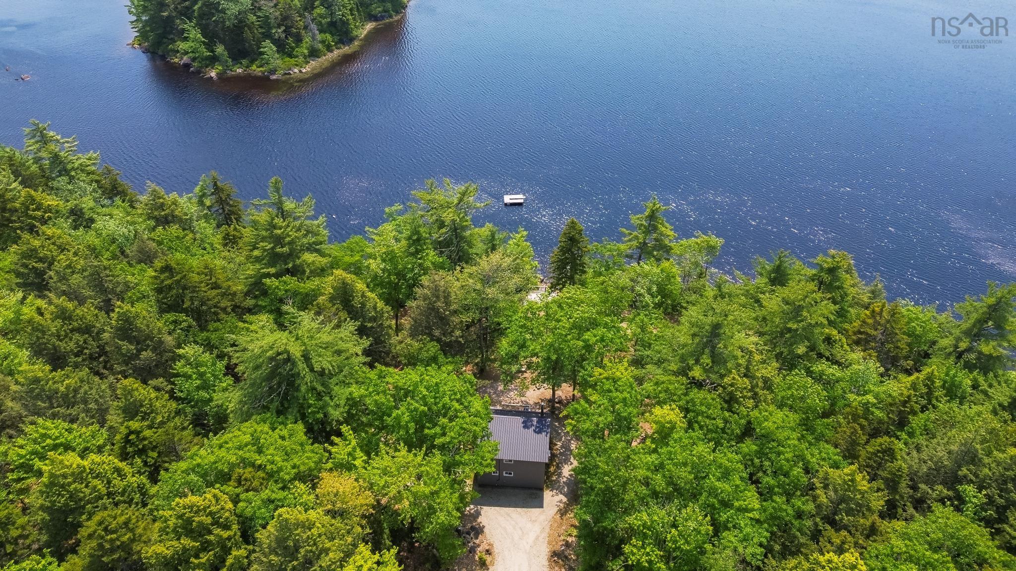 $399,900.00: 404 NARROWS Road, Labelle