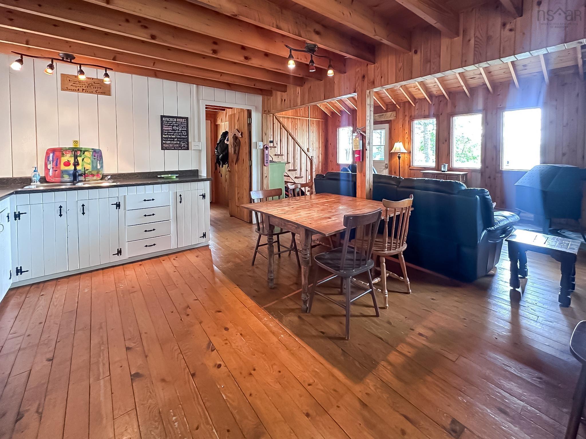 $399,900.00: 404 NARROWS Road, Labelle