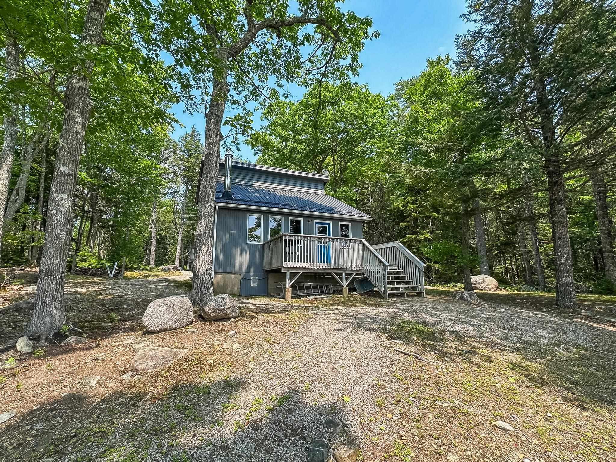 $399,900.00: 404 NARROWS Road, Labelle