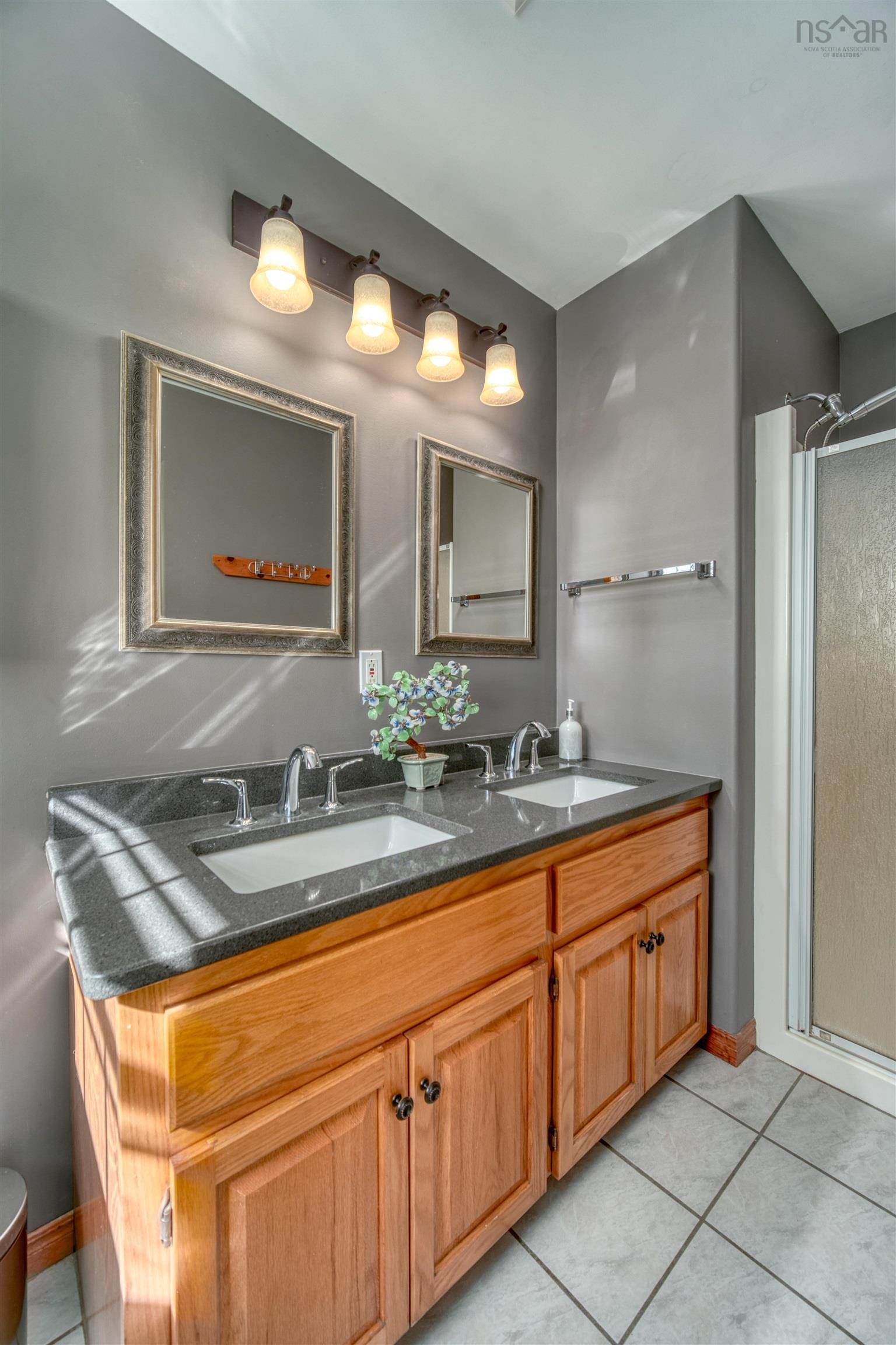 $735,000.00: 5414 Highway 332, Middle Lahave