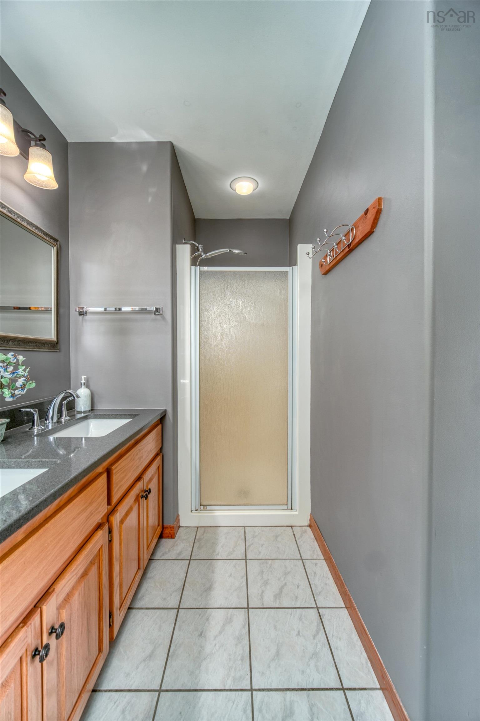 $735,000.00: 5414 Highway 332, Middle Lahave