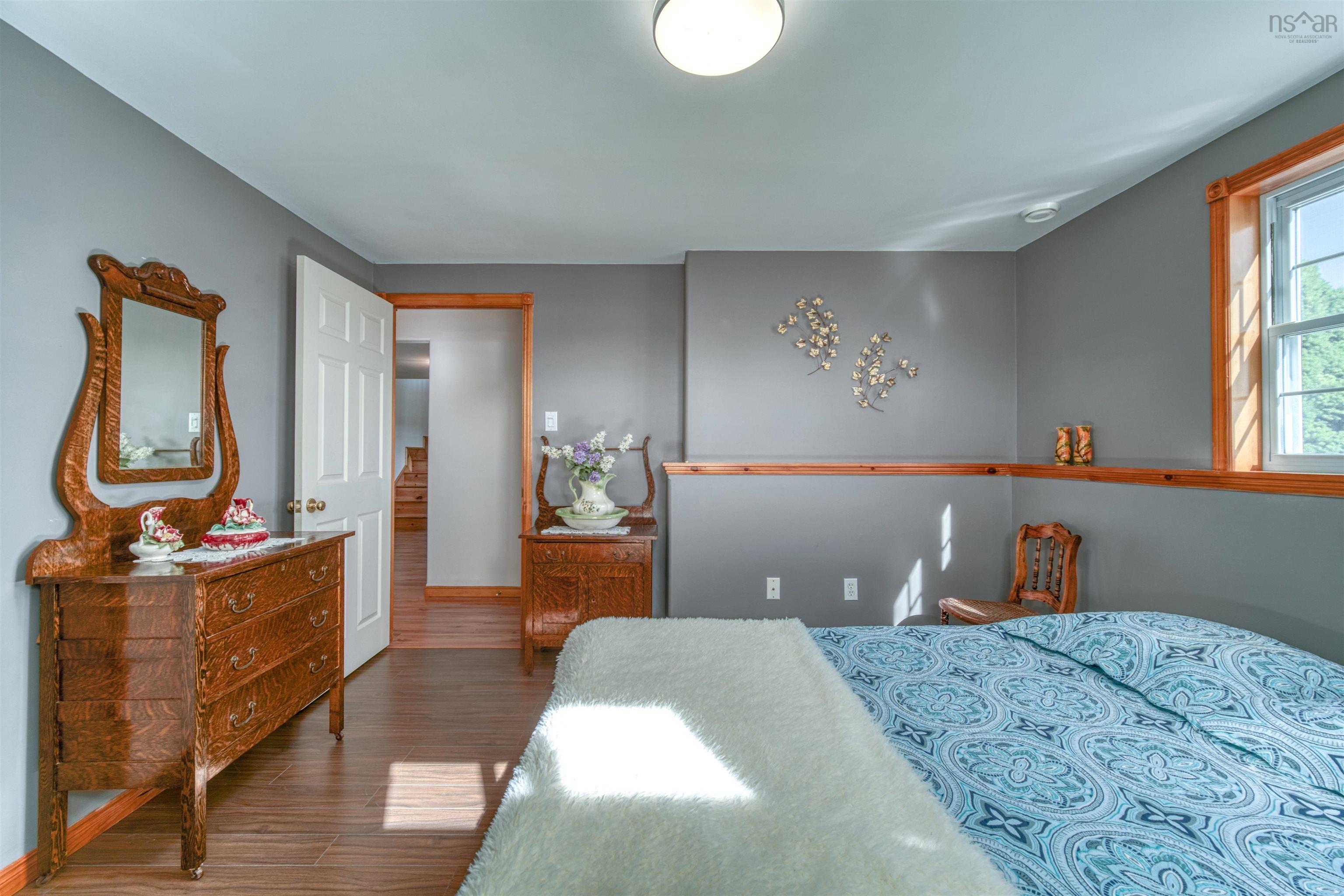 $735,000.00: 5414 Highway 332, Middle Lahave