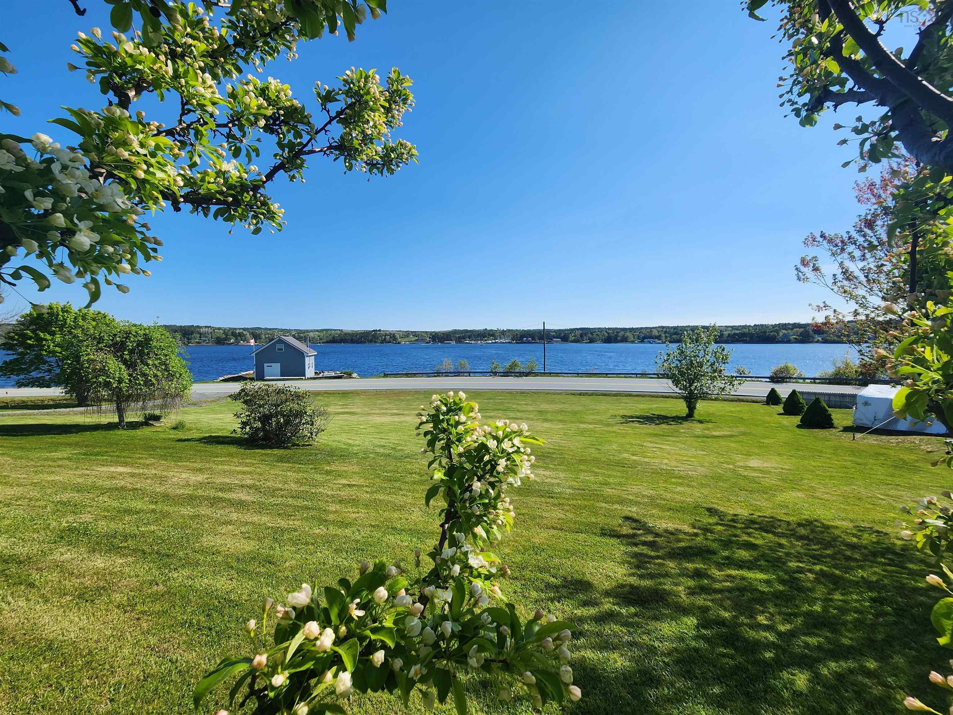 $735,000.00: 5414 Highway 332, Middle Lahave