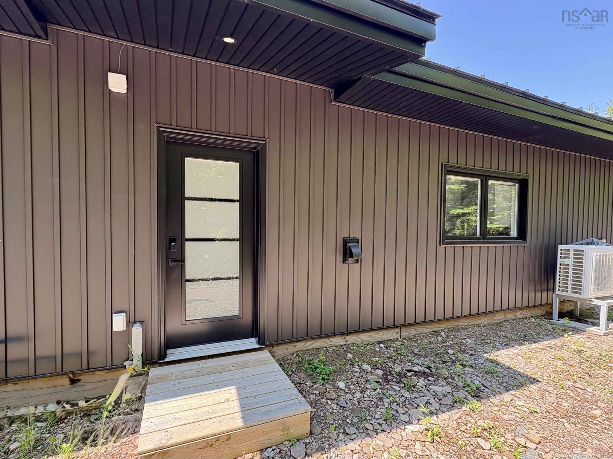 $595,000.00: 13680 Highway 19 Highway, Glenville