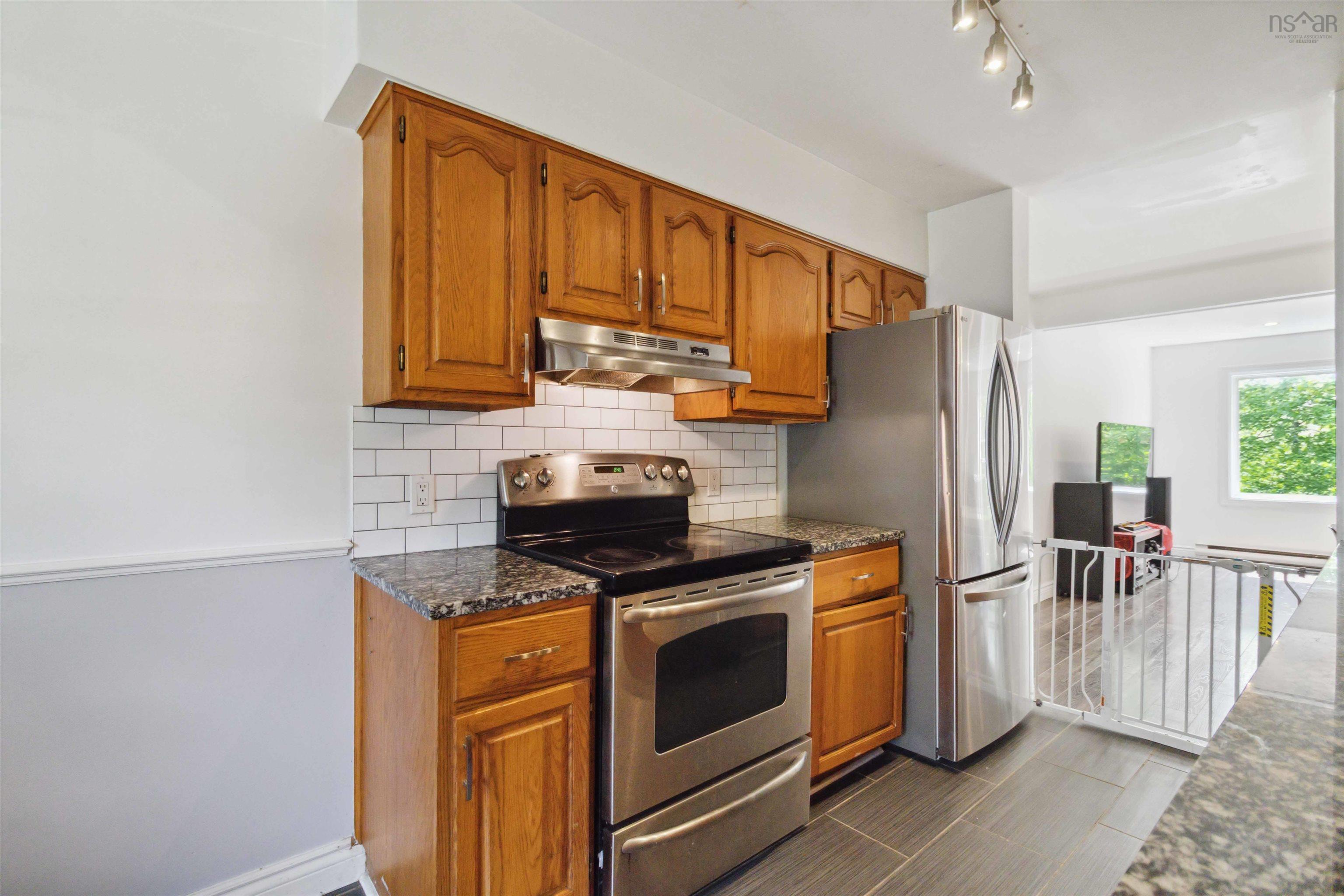 $375,000.00: 8 Collins Grove Ridge, Dartmouth