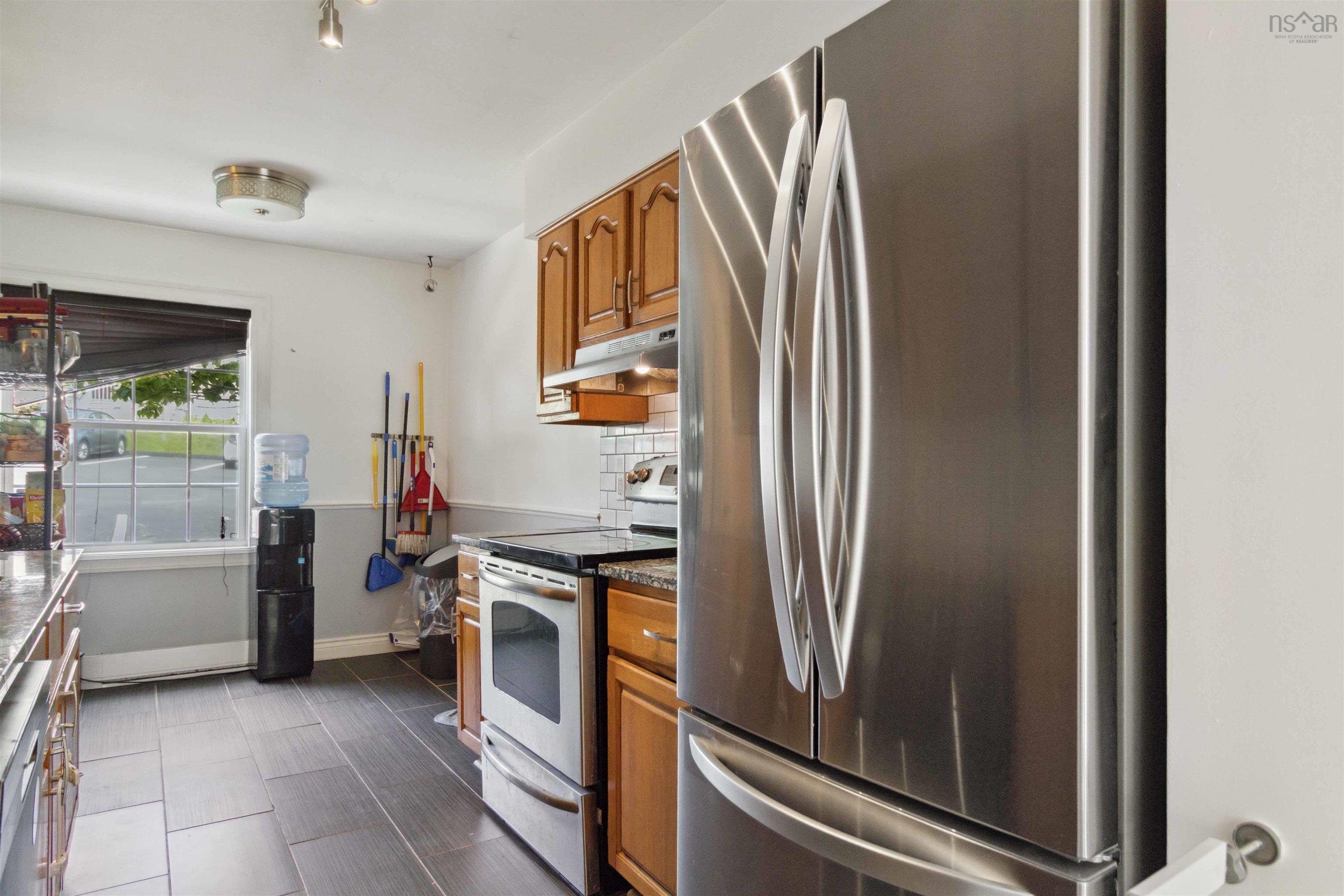 $375,000.00: 8 Collins Grove Ridge, Dartmouth