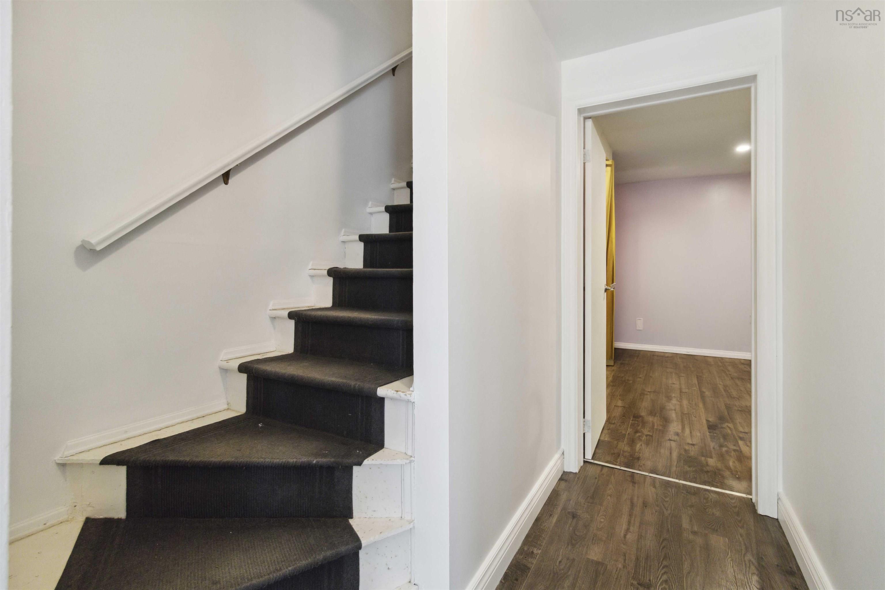 $375,000.00: 8 Collins Grove Ridge, Dartmouth
