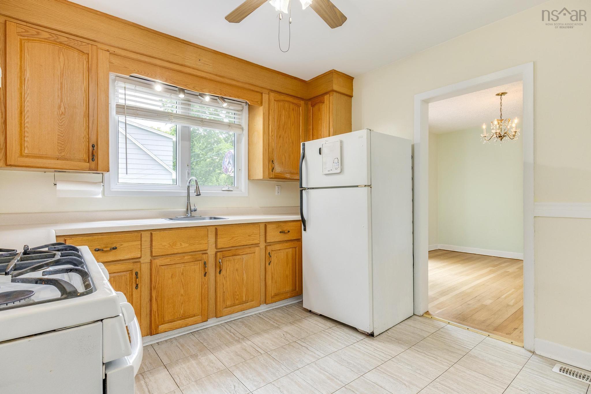 $524,900.00: 16 Limardo Drive, Dartmouth