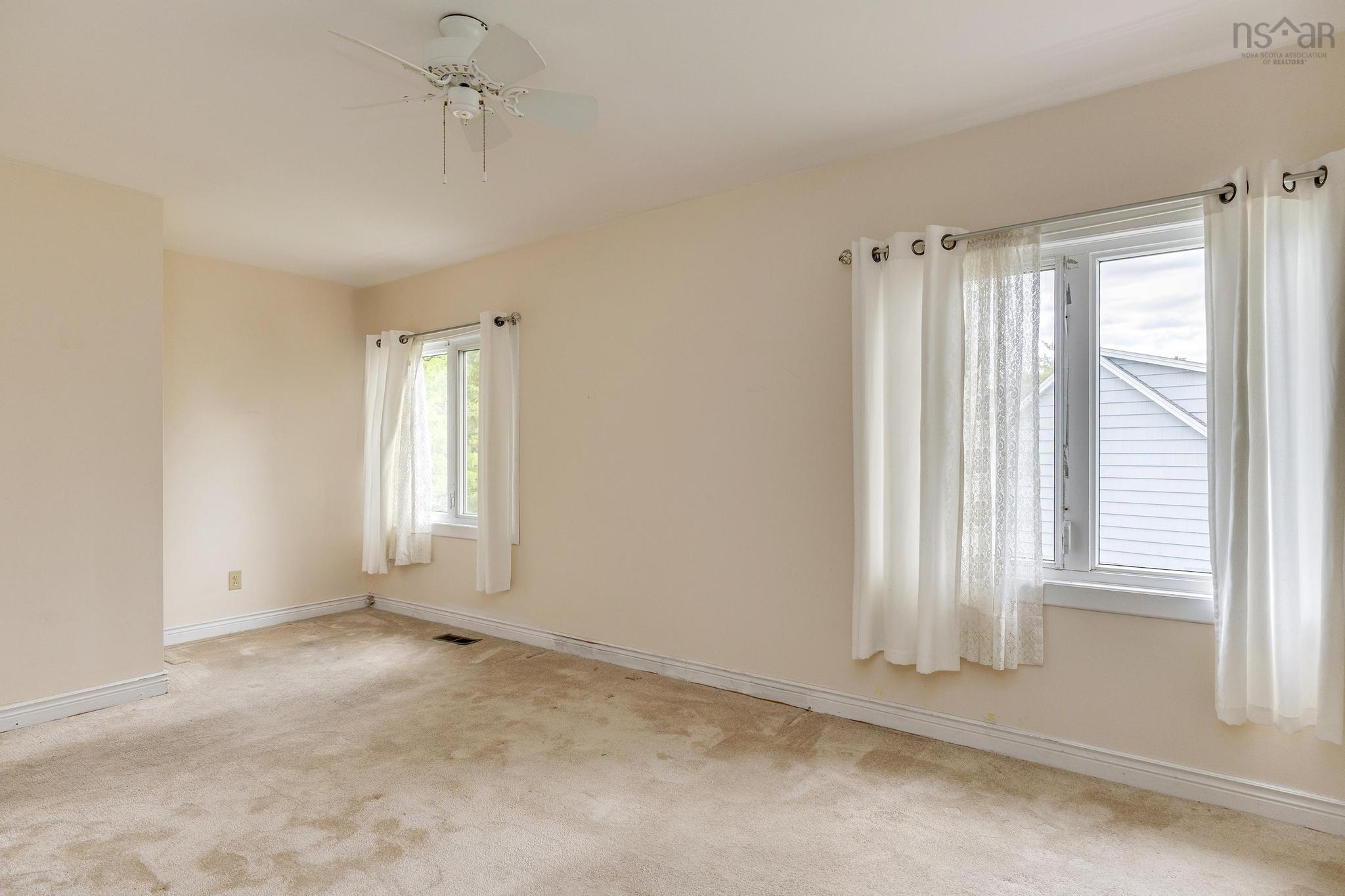 $524,900.00: 16 Limardo Drive, Dartmouth