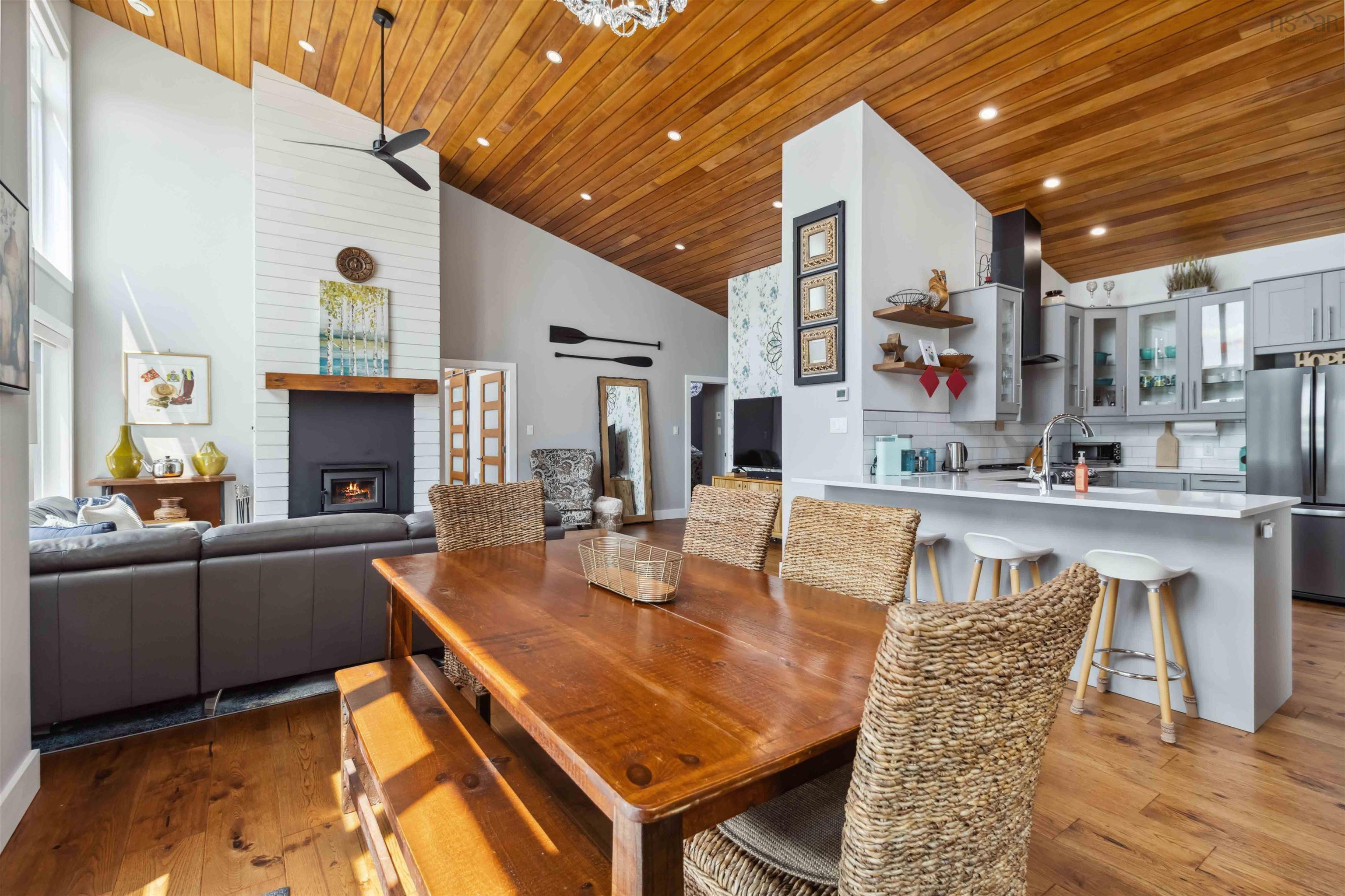 $1,190,000.00: 155 Borgalds Shore Drive, Chester Basin