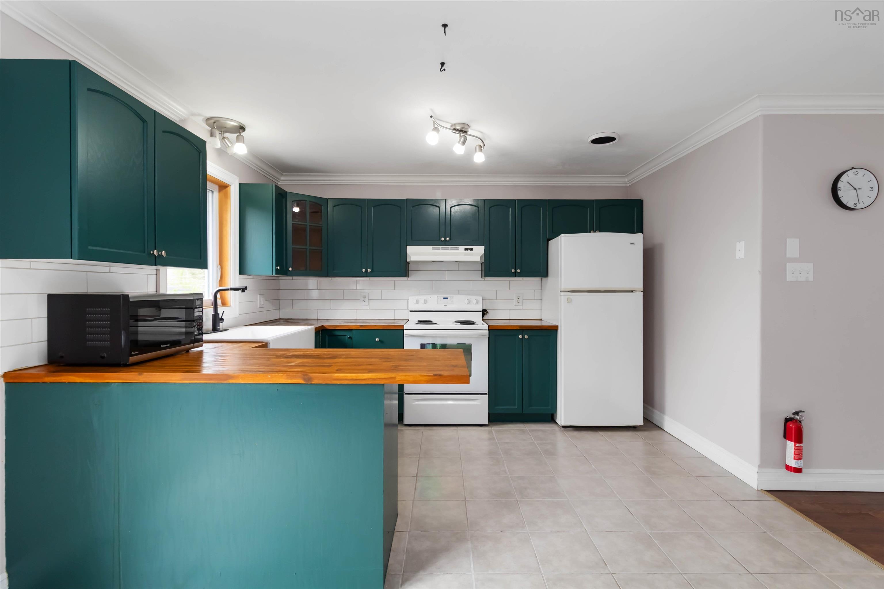 $399,900.00: 233 Jeep Crescent, Eastern Passage