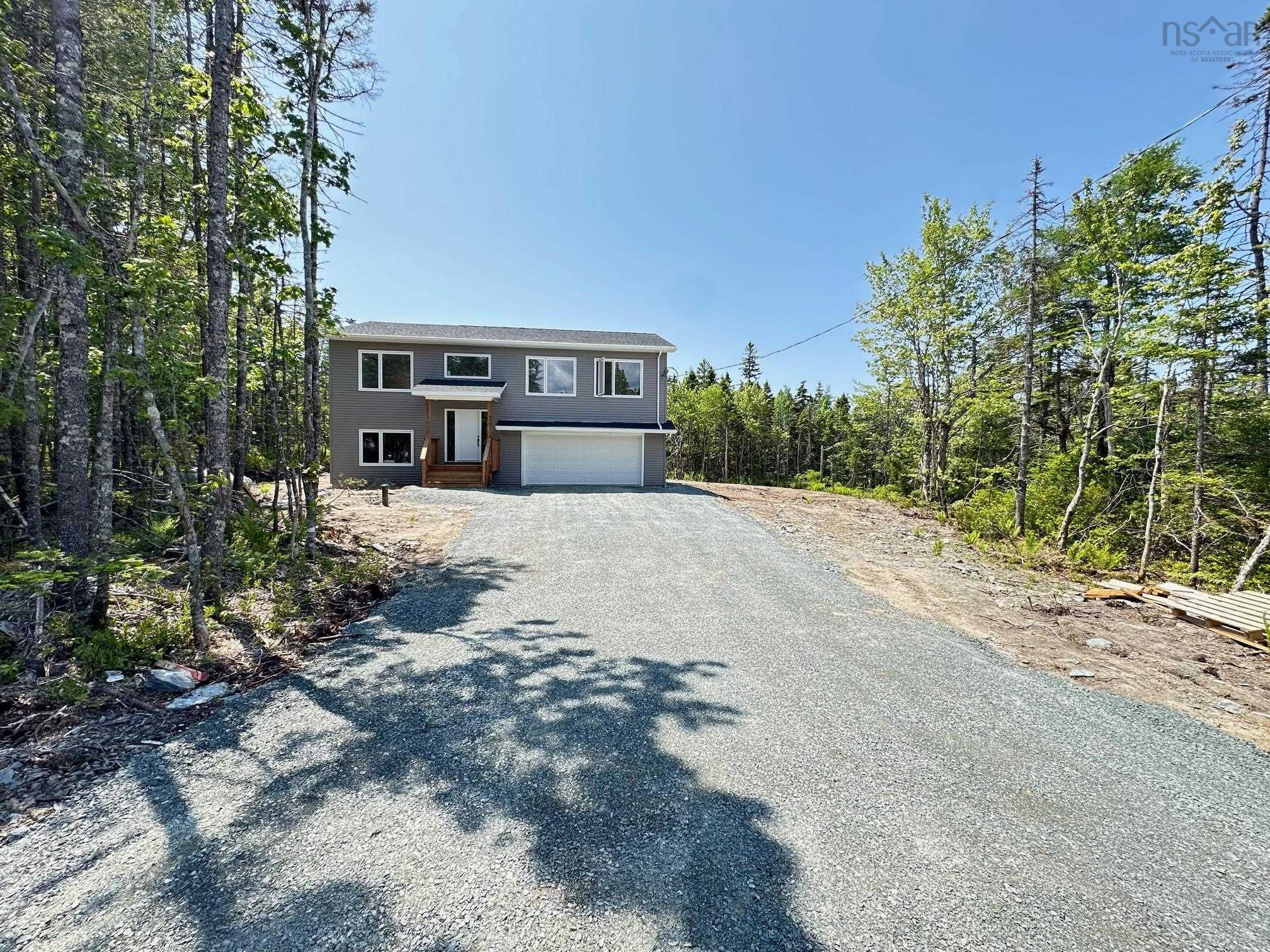 $649,900.00: 2724 Prospect Road, Whites Lake