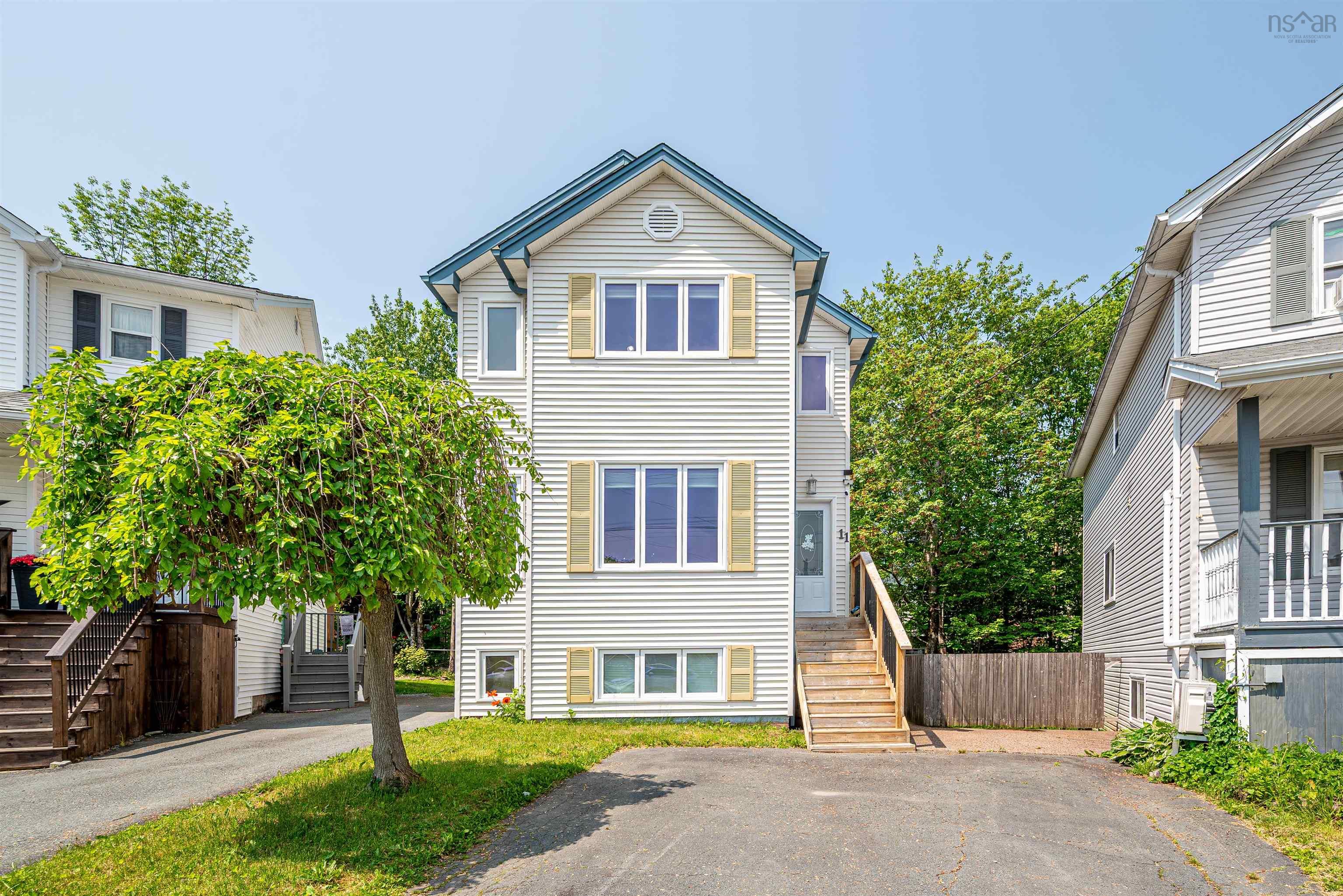 $549,900.00: 11 Bond Court, Lower Sackville