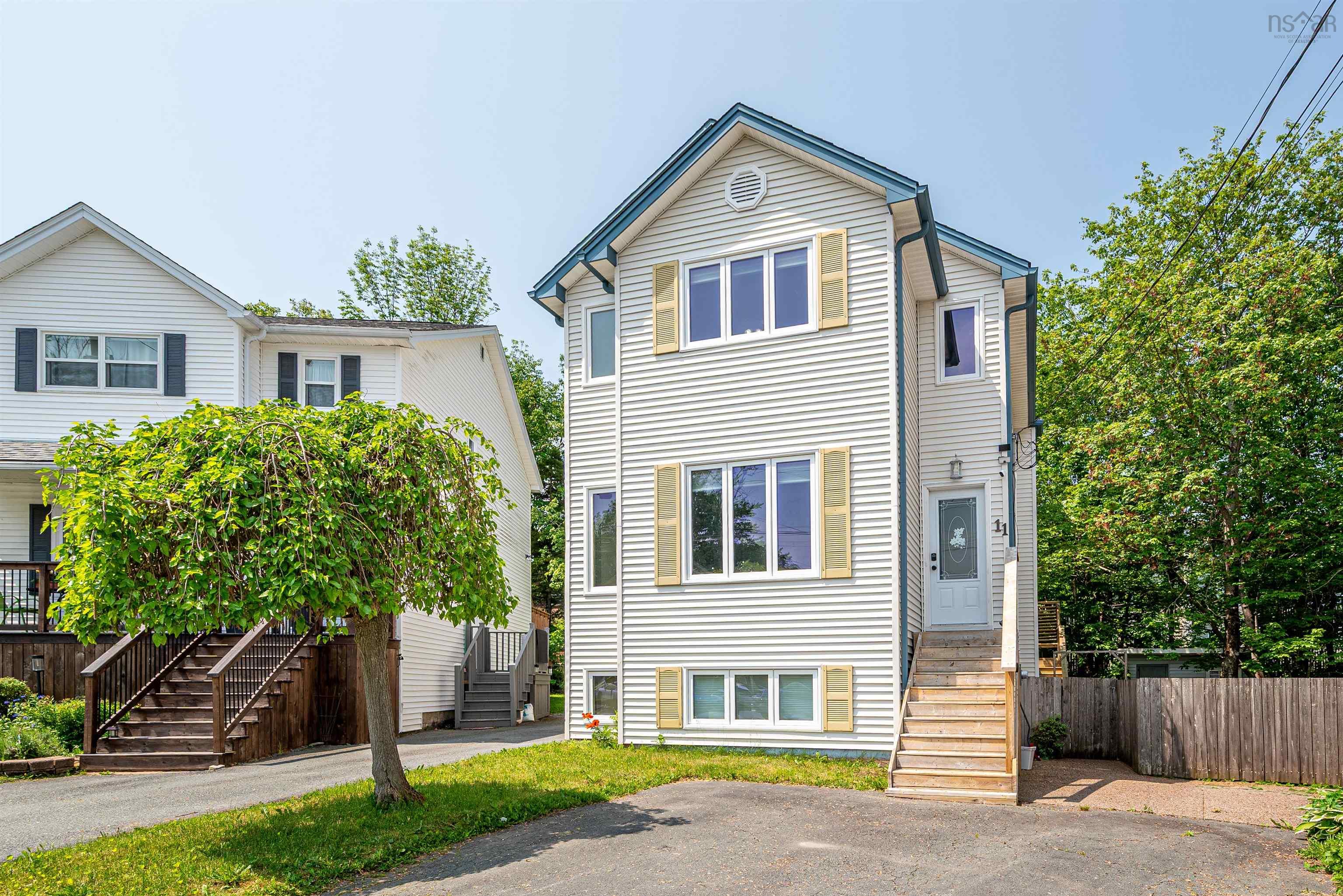 $549,900.00: 11 Bond Court, Lower Sackville