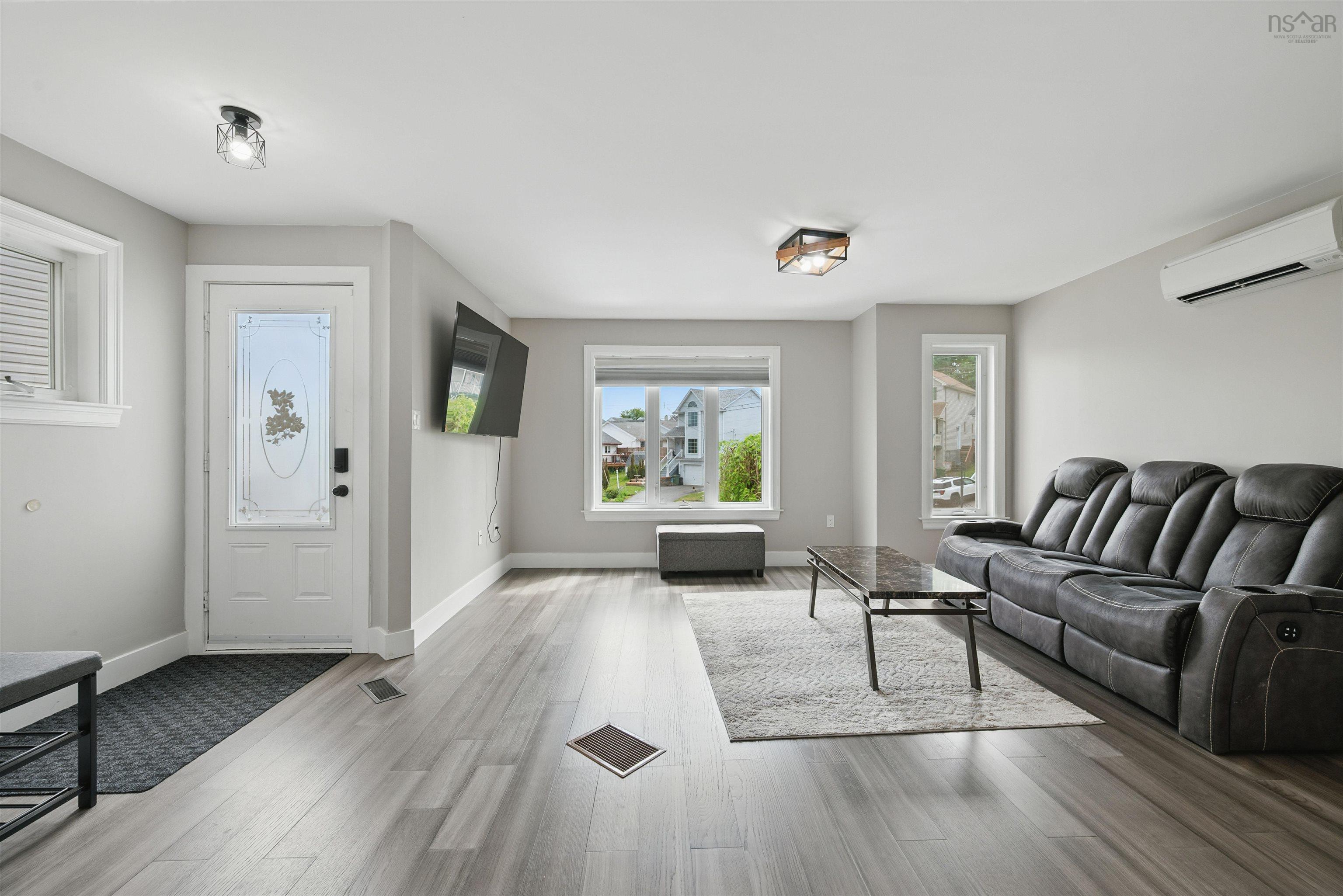 $549,900.00: 11 Bond Court, Lower Sackville