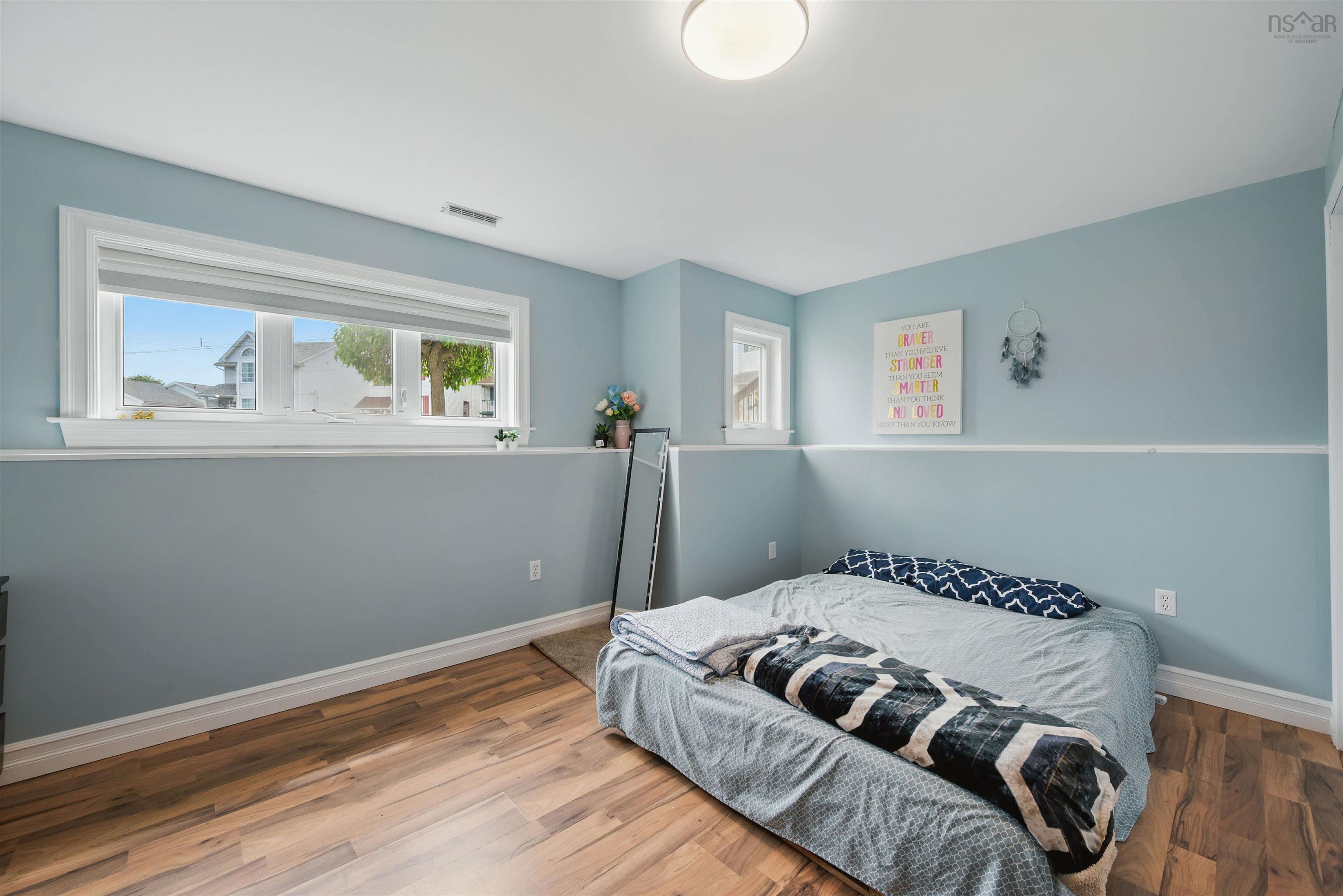 $549,900.00: 11 Bond Court, Lower Sackville