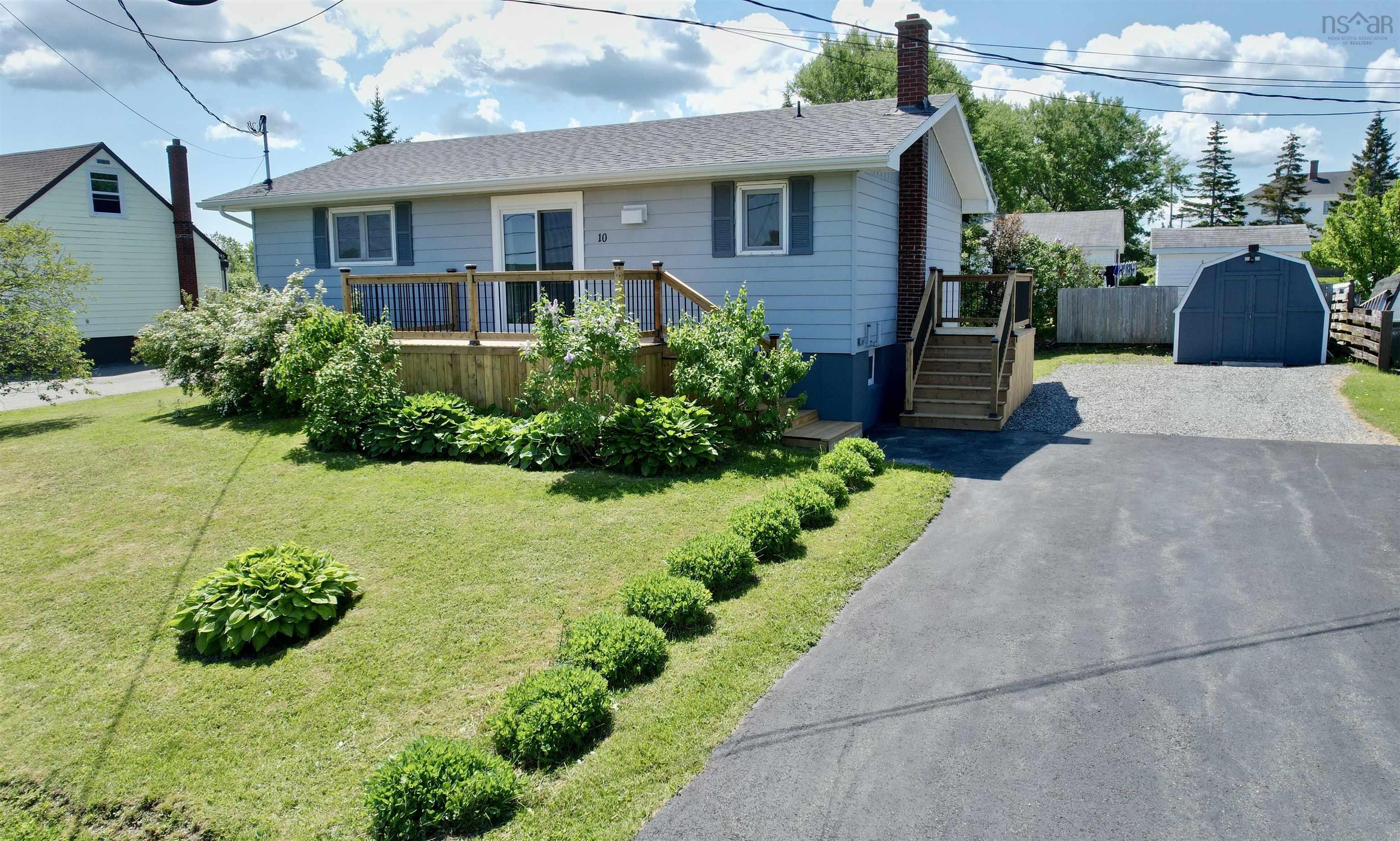$329,000.00: 10 Donovan Crescent, Dominion