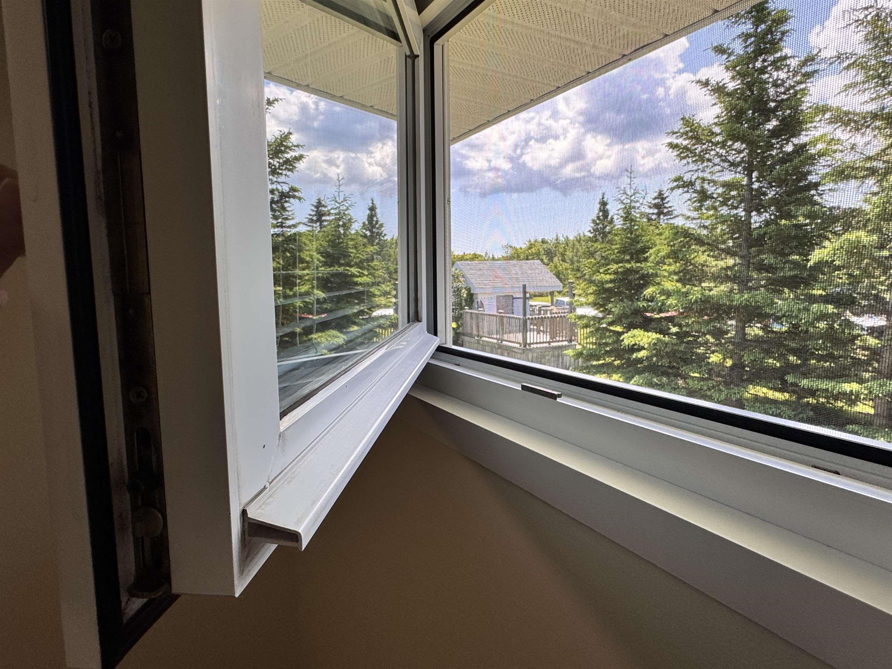 $329,000.00: 10 Donovan Crescent, Dominion