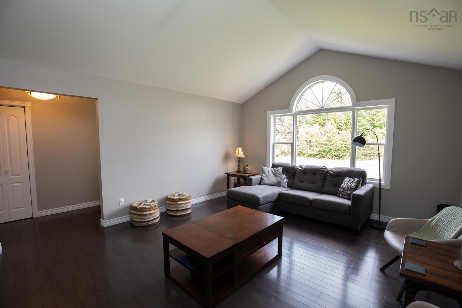 $585,000.00: 105 HIDDEN VALLEY Drive, Valley