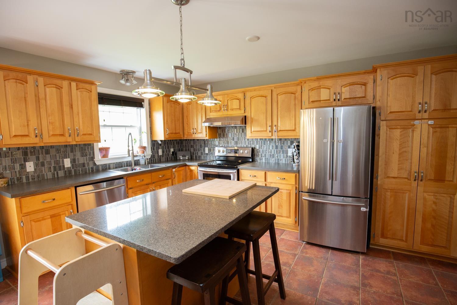 $585,000.00: 105 HIDDEN VALLEY Drive, Valley