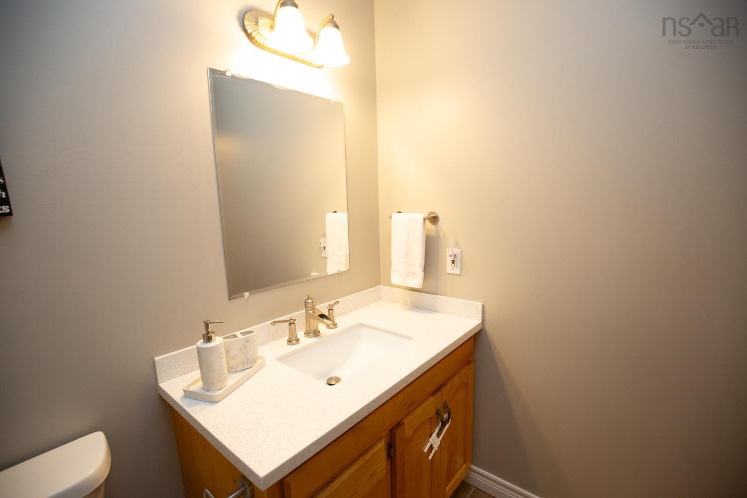 $585,000.00: 105 HIDDEN VALLEY Drive, Valley