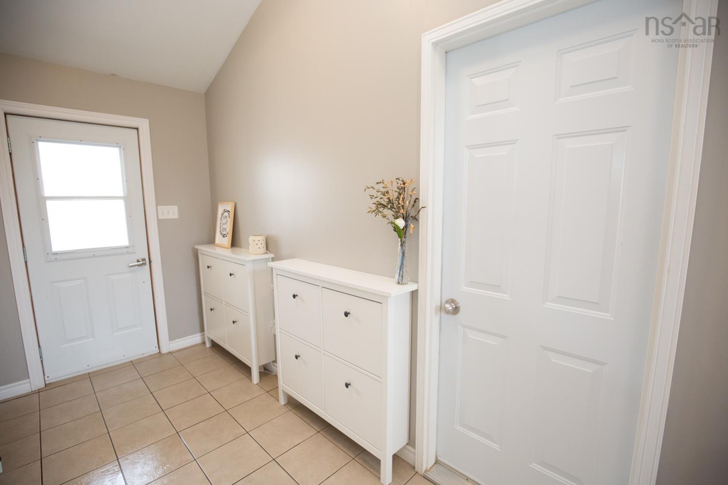 $585,000.00: 105 HIDDEN VALLEY Drive, Valley