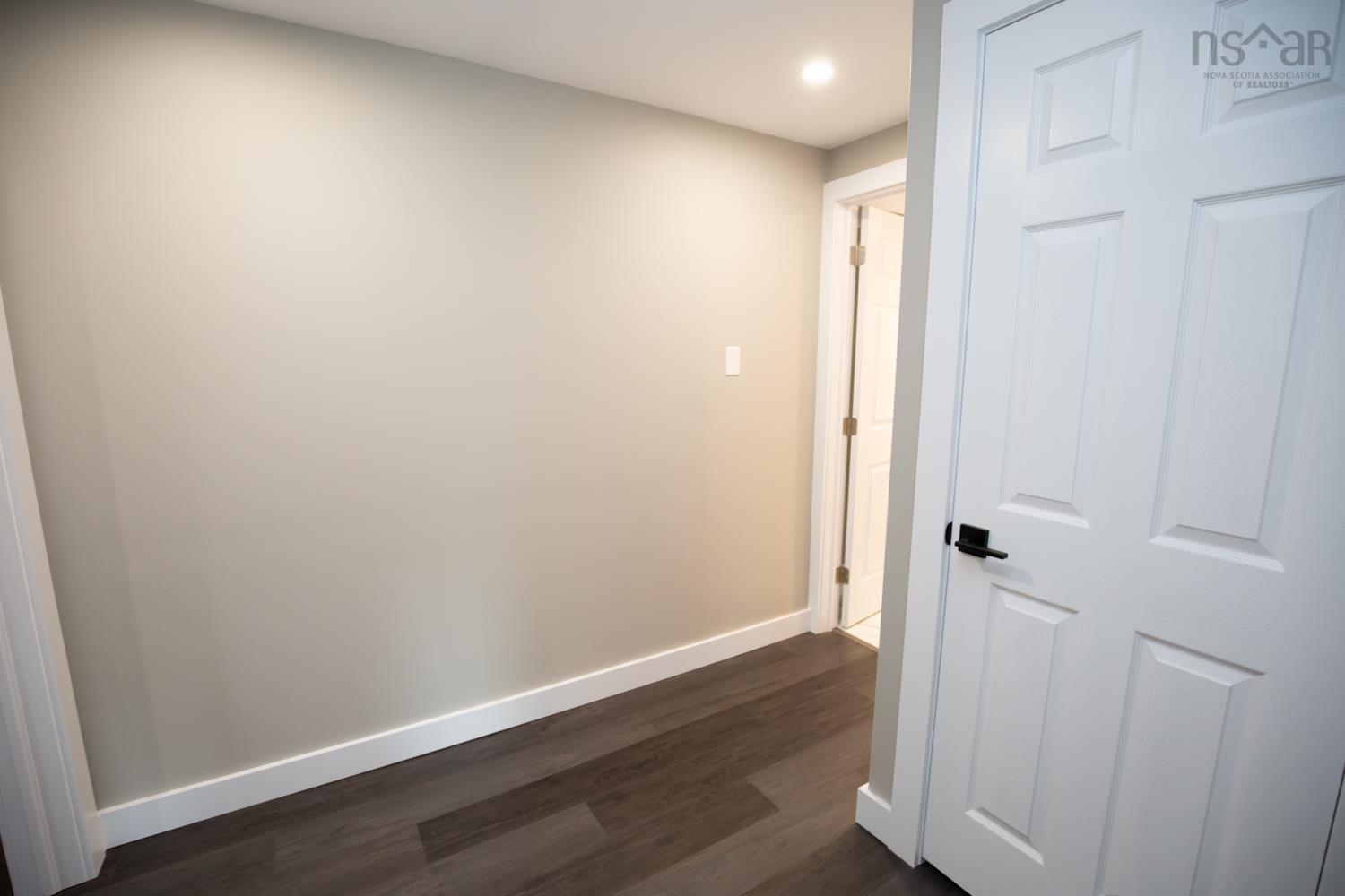 $585,000.00: 105 HIDDEN VALLEY Drive, Valley