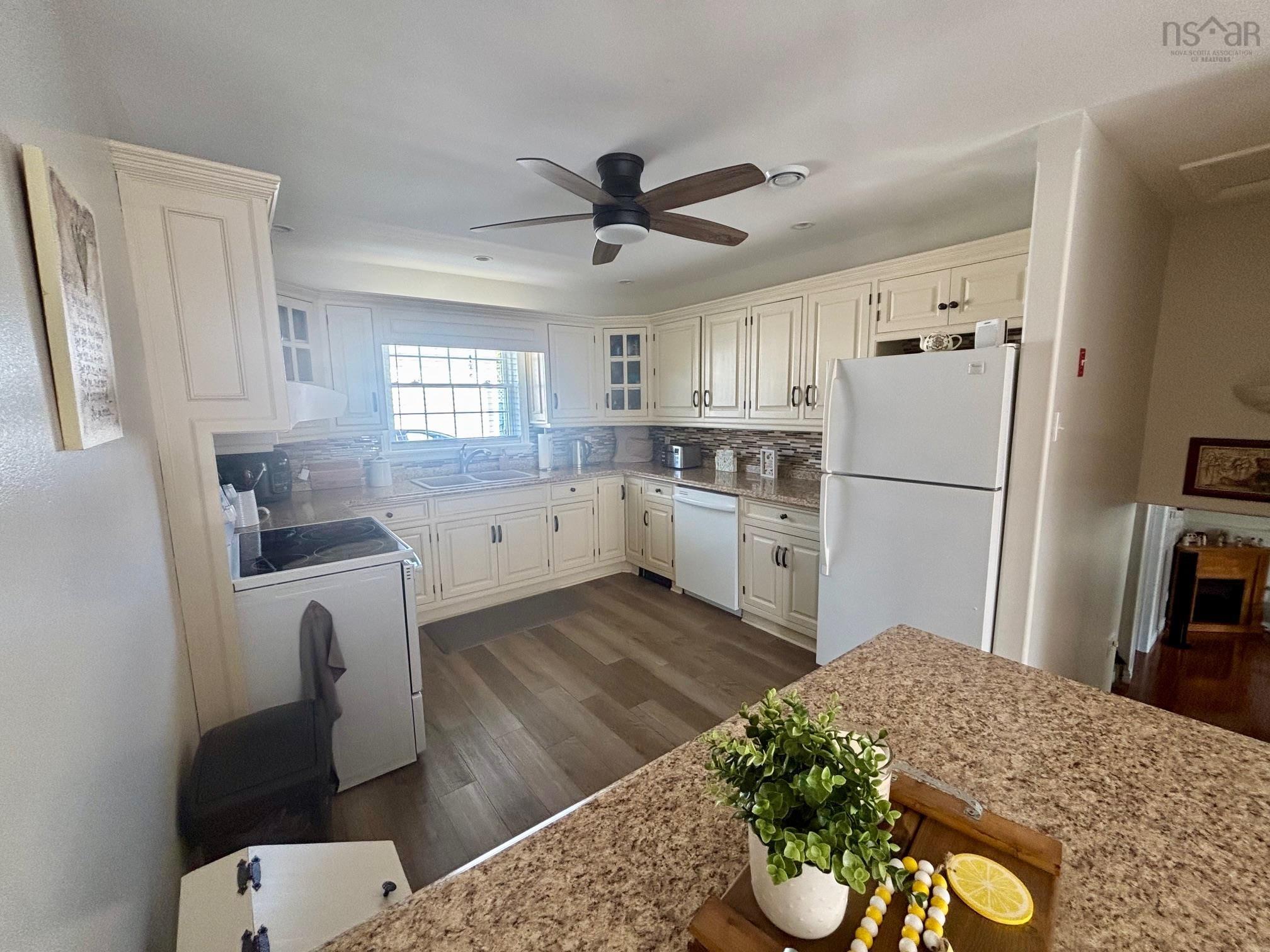 $379,900.00: 306 Irish Brook Road, New Waterford