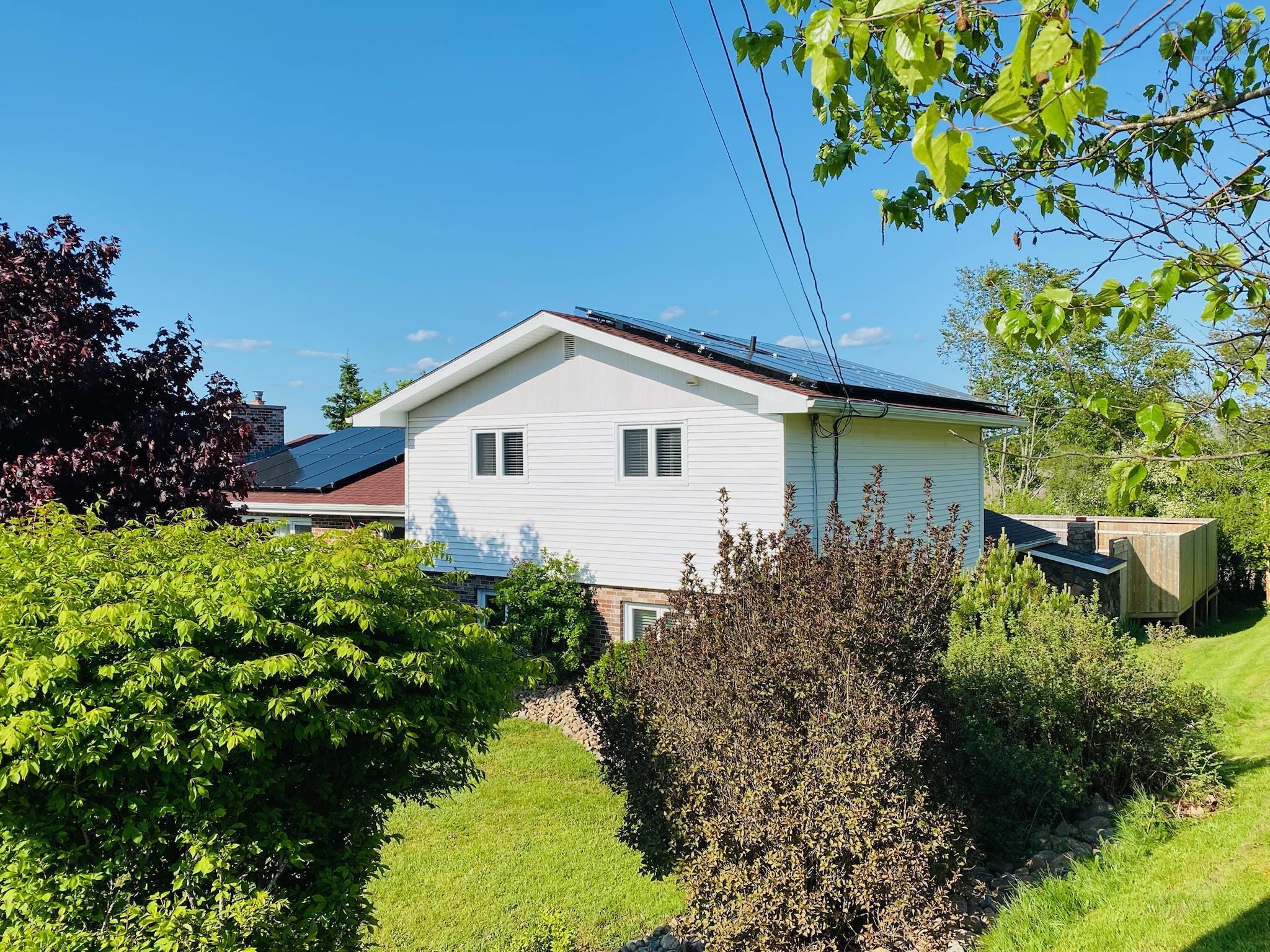 $554,900.00: 32 Spruce Drive, Salmon River