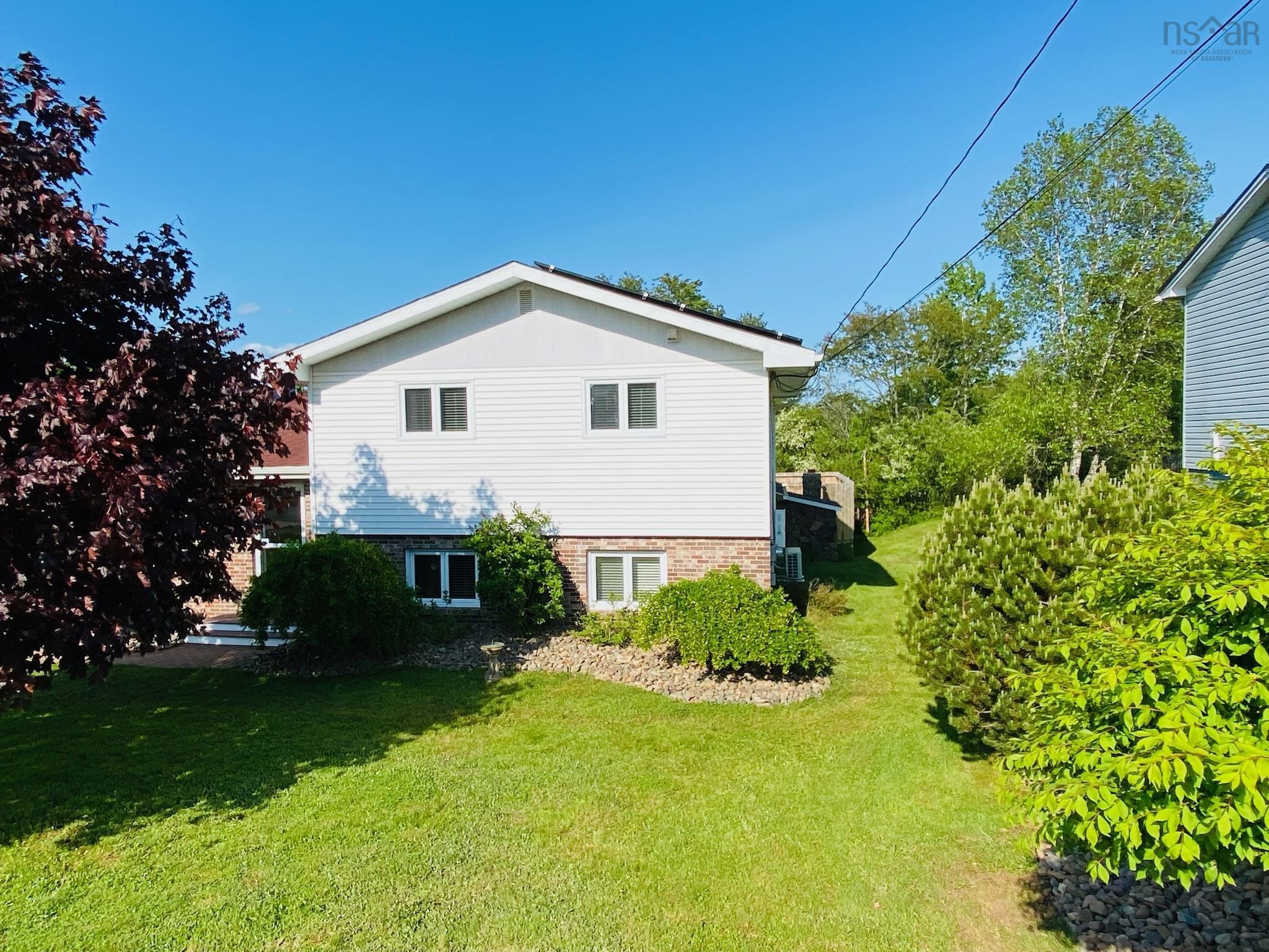 $554,900.00: 32 Spruce Drive, Salmon River