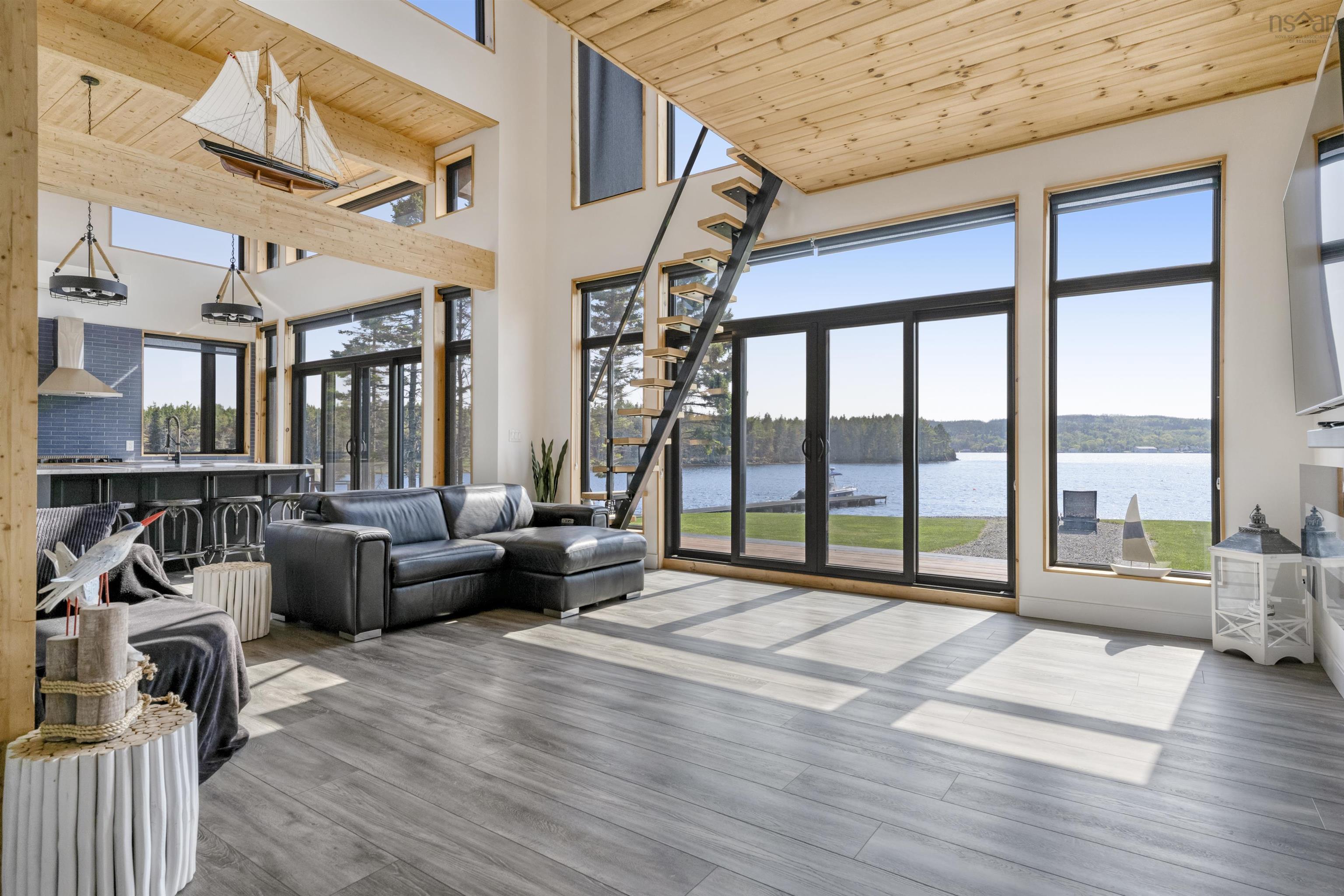 $1,500,000.00: 4125 Highway 332, East Lahave
