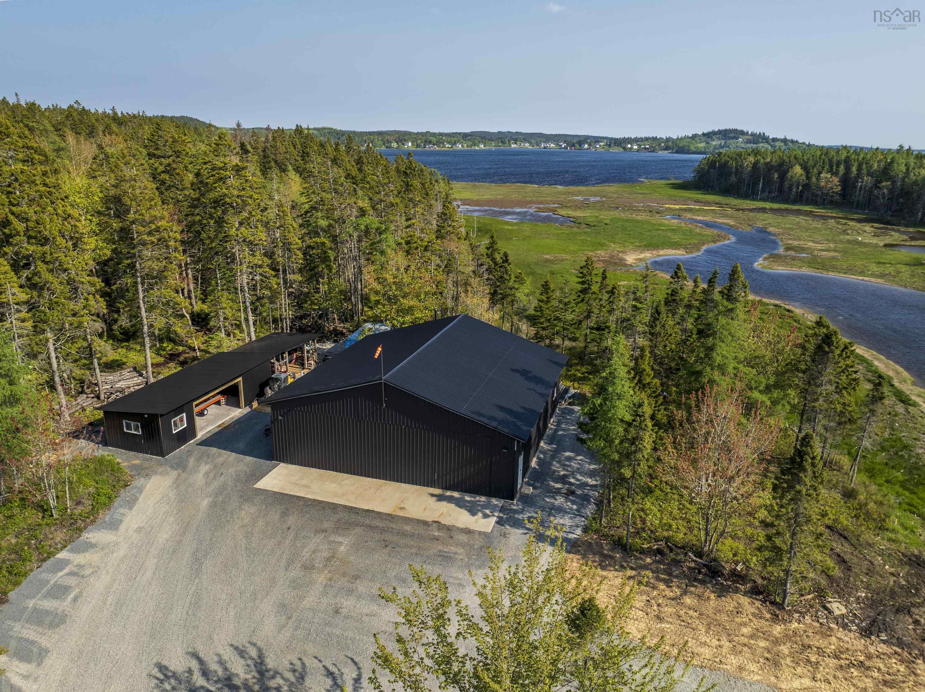 $1,500,000.00: 4125 Highway 332, East Lahave