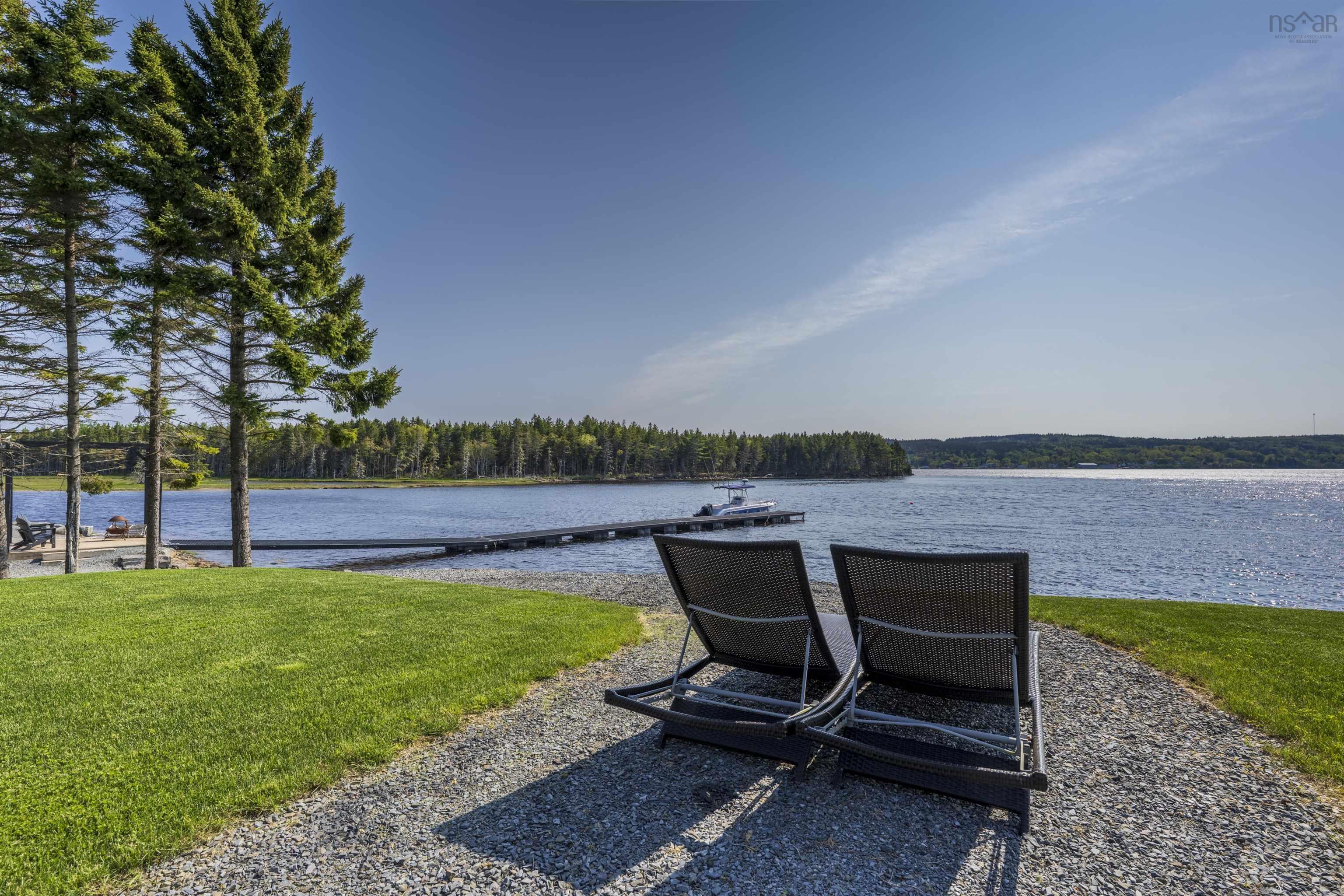 $1,500,000.00: 4125 Highway 332, East Lahave