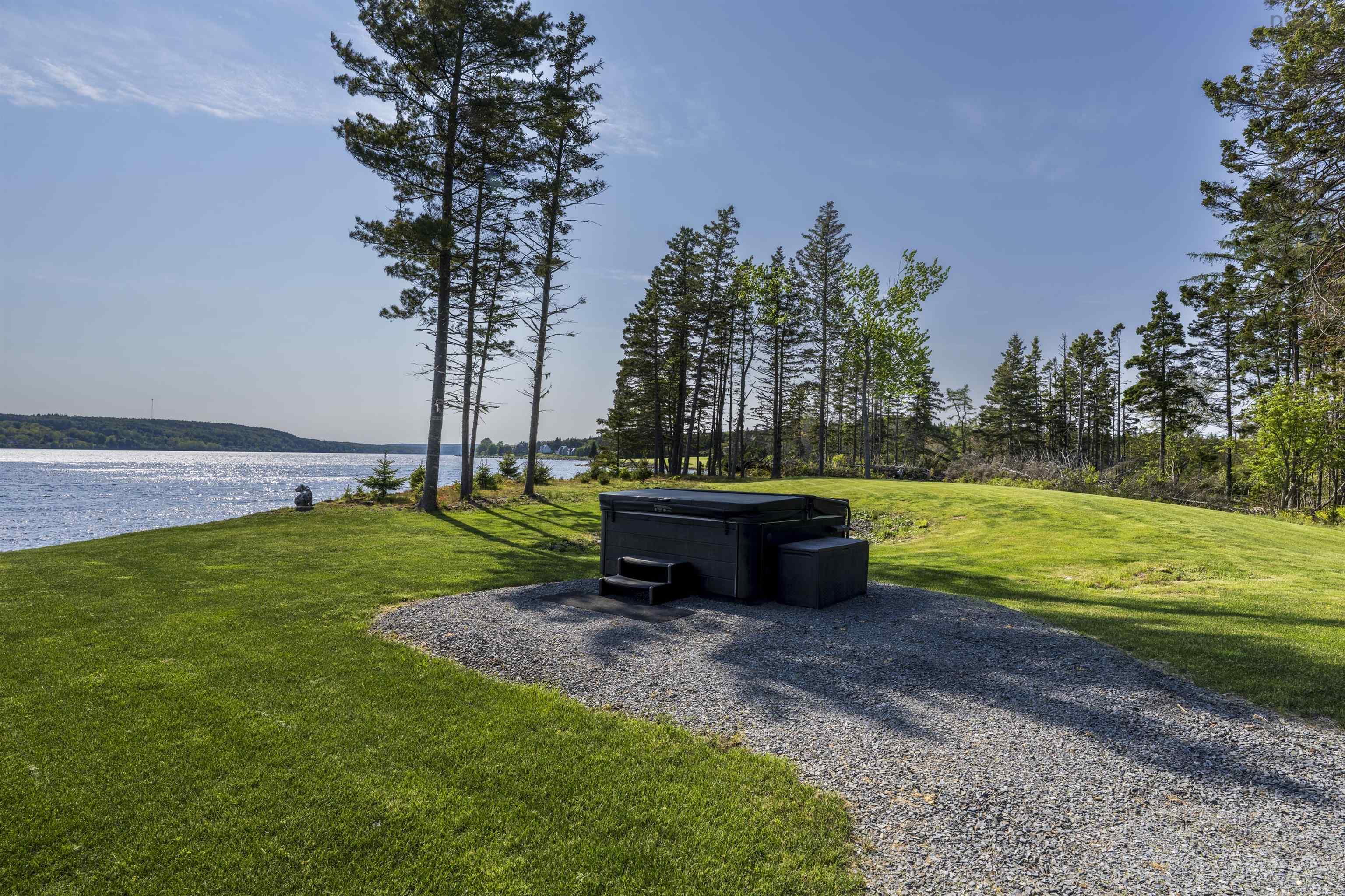 $1,500,000.00: 4125 Highway 332, East Lahave