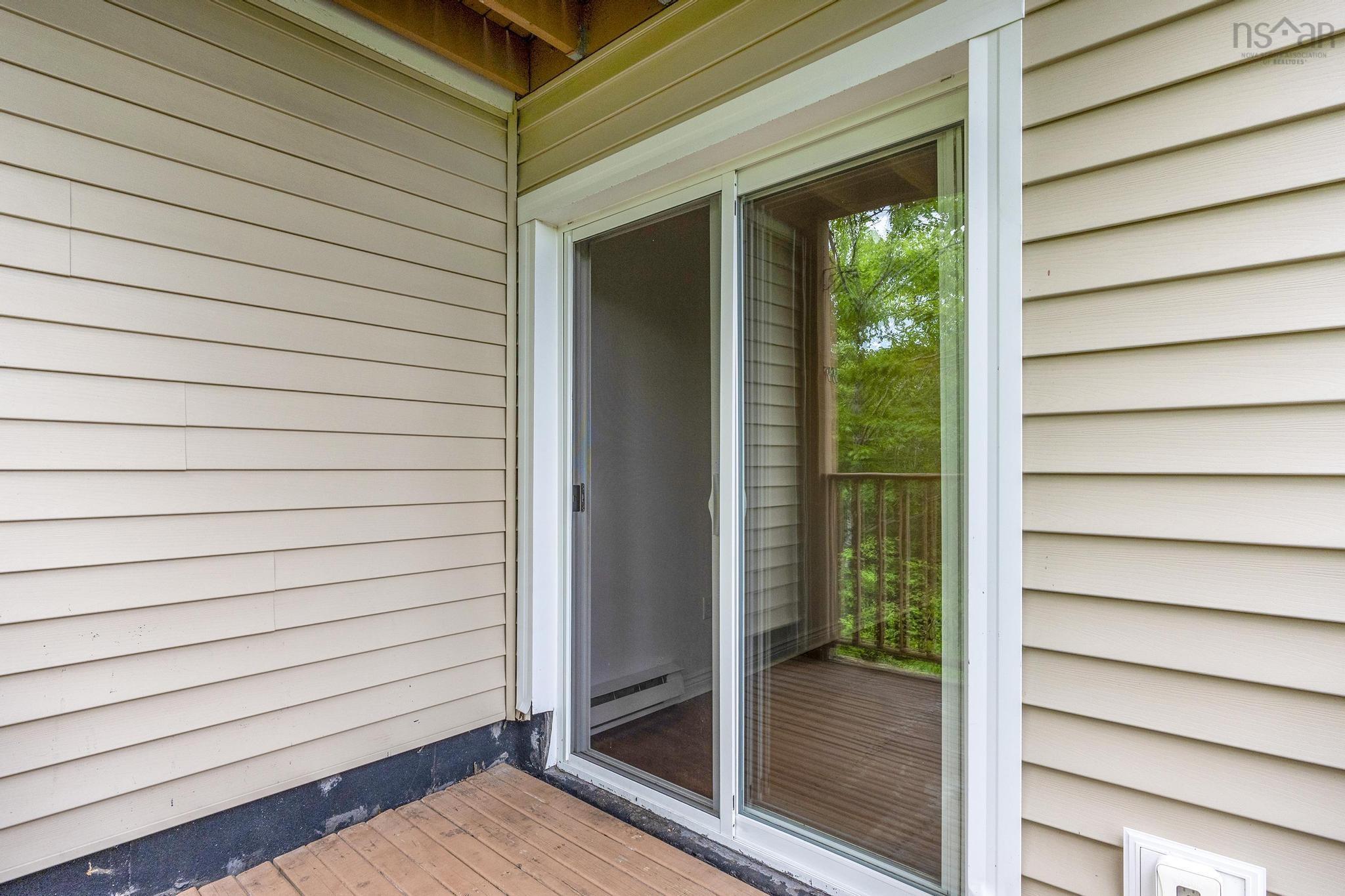 $335,000.00: 112 174 Rutledge Street, Bedford